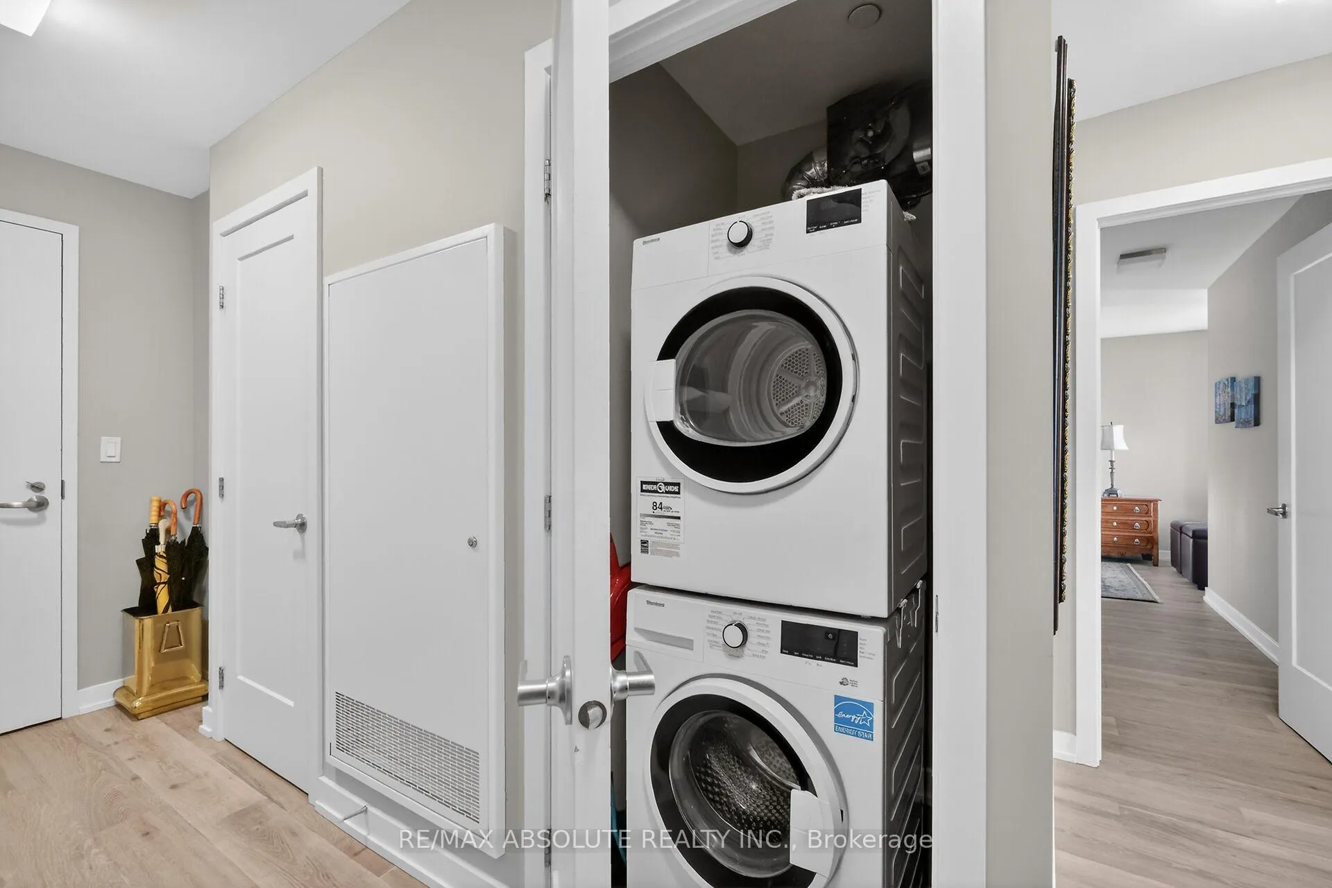 Photo 13 of Unit 305, 570 De Mazenod Avenue, Ottawa, Ottawa East — HOMEH