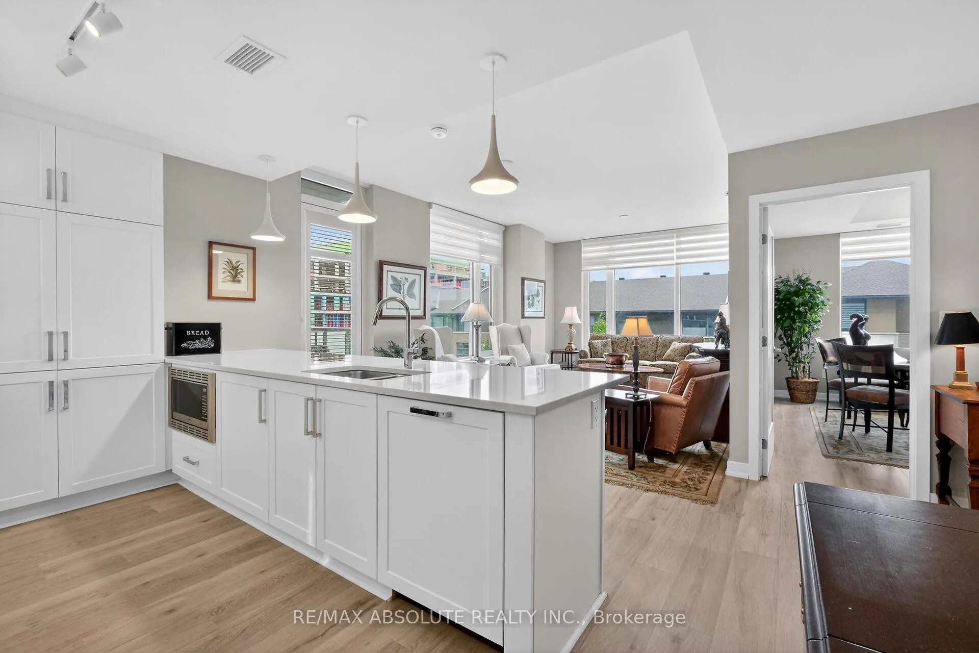 Photo 15 of Unit 305, 570 De Mazenod Avenue, Ottawa, Ottawa East — HOMEH