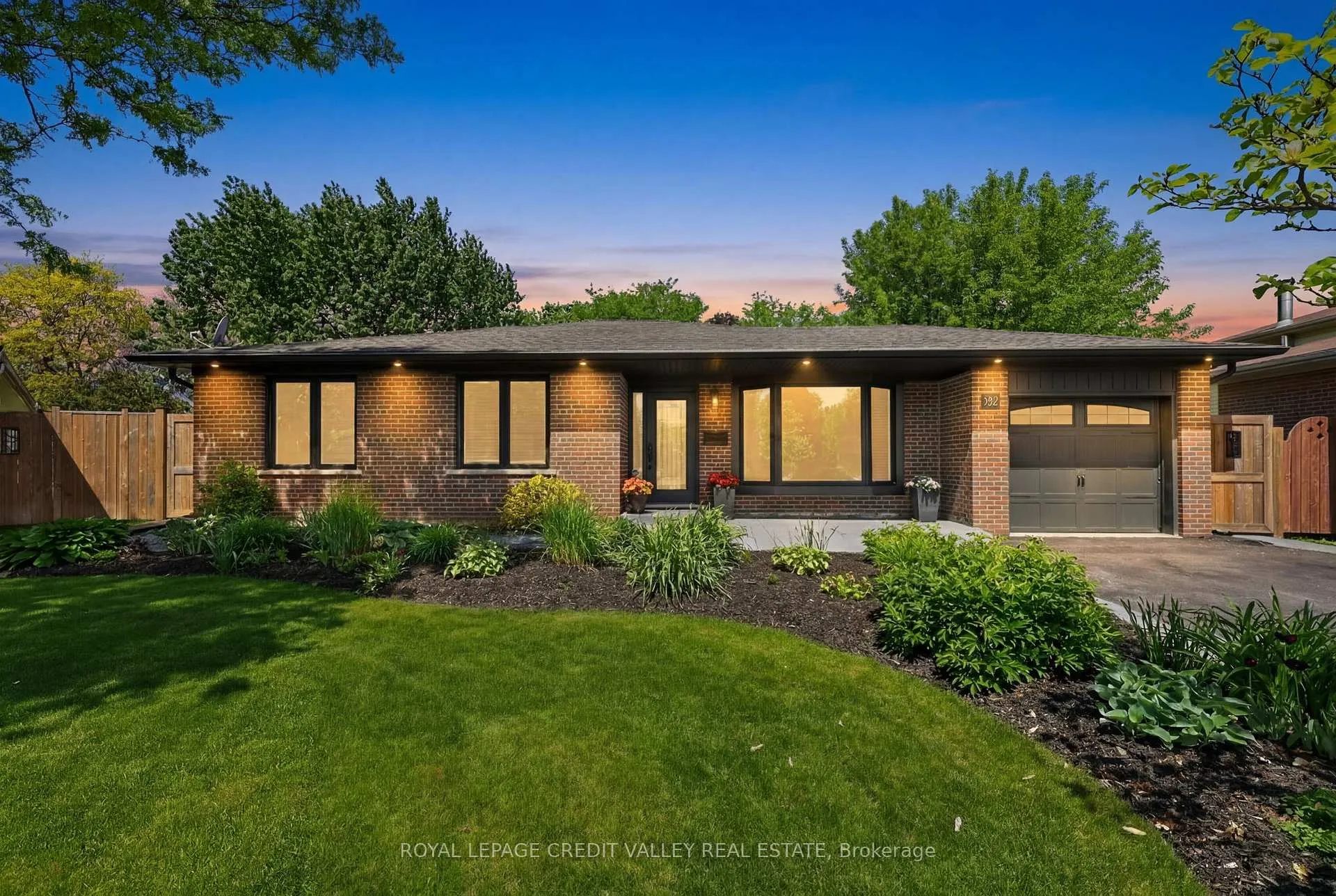 Photo 1 of 52 Terra Cotta Crescent, Brampton, Brampton East — HOMEH