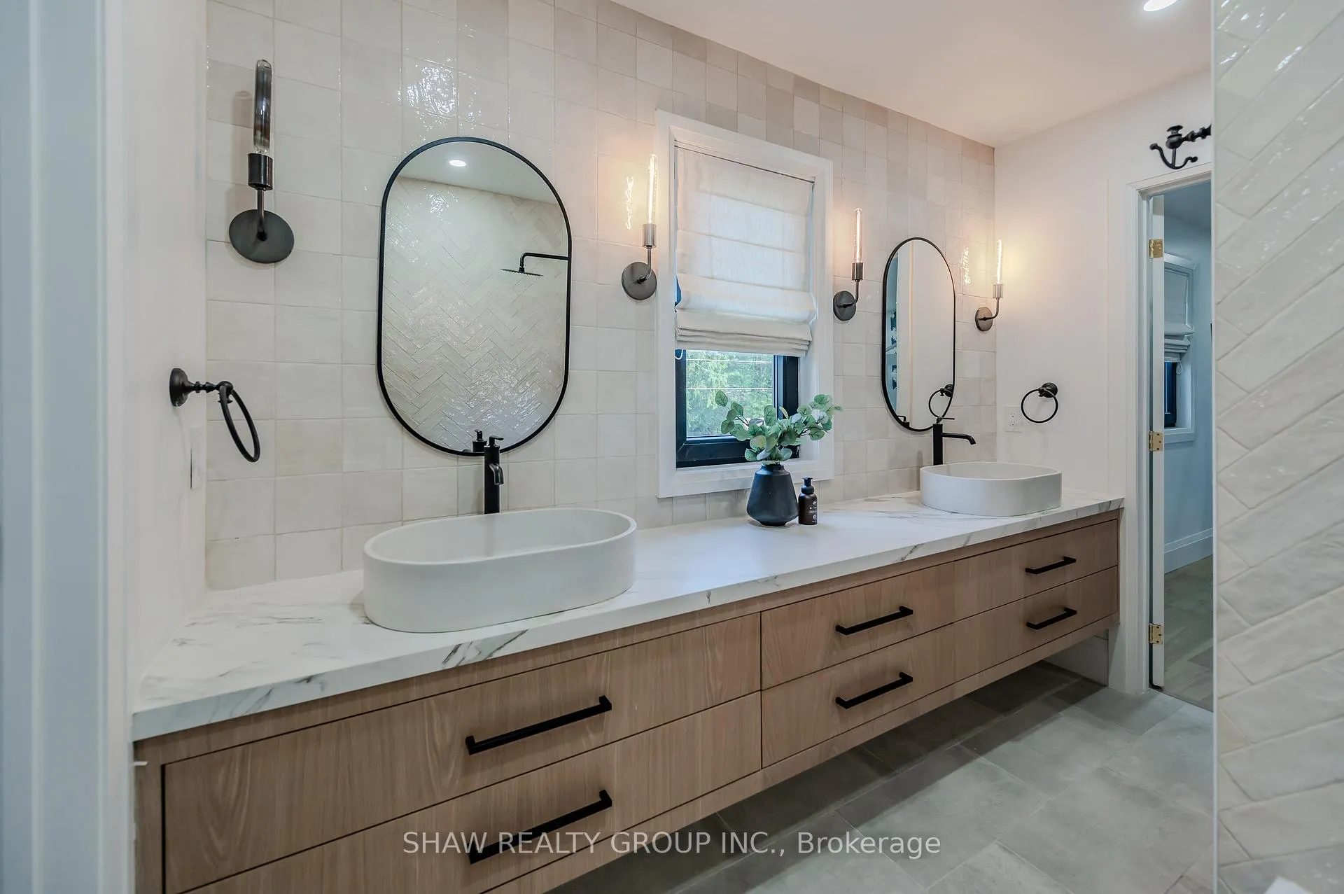 Photo 23 of 2143 Bleams Road, Wilmot — HOMEH