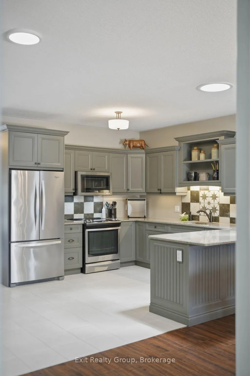 Photo 10 of 76 Aletha Drive, Prince Edward County, Wellington Ward — HOMEH