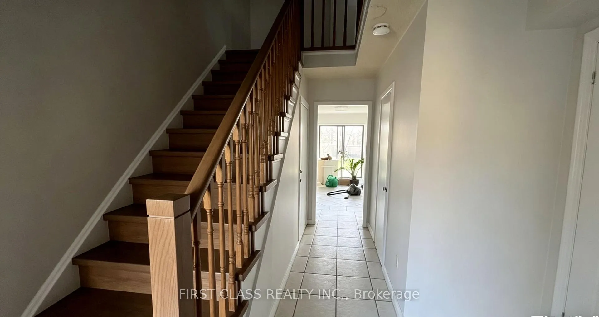 Photo 11 of 51 Chase Court, Markham, Milliken Mills East — HOMEH