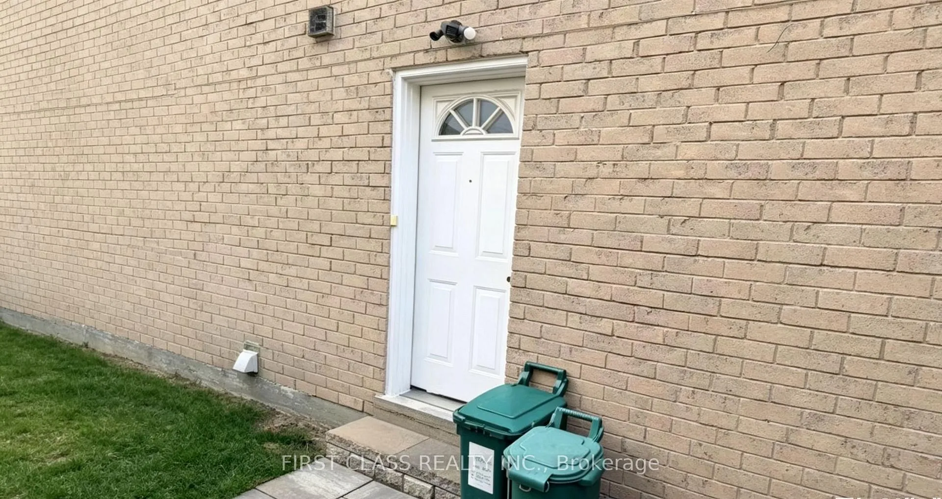 Photo 17 of 51 Chase Court, Markham, Milliken Mills East — HOMEH