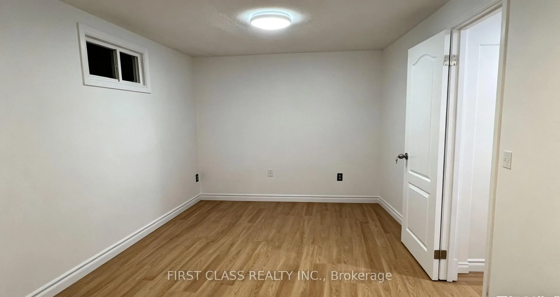 Photo 19 of 51 Chase Court, Markham, Milliken Mills East — HOMEH