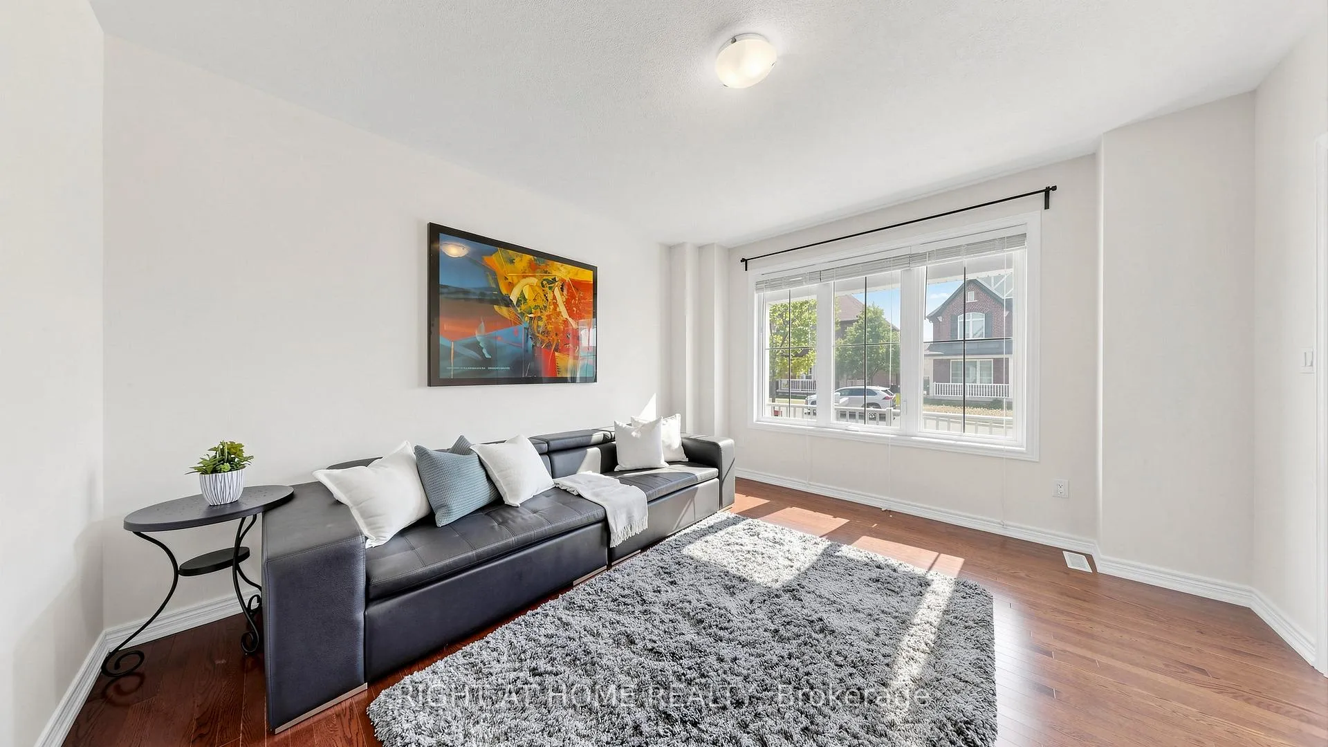 Photo 12 of 208 Cornell Park Avenue, Markham, Cornell — HOMEH