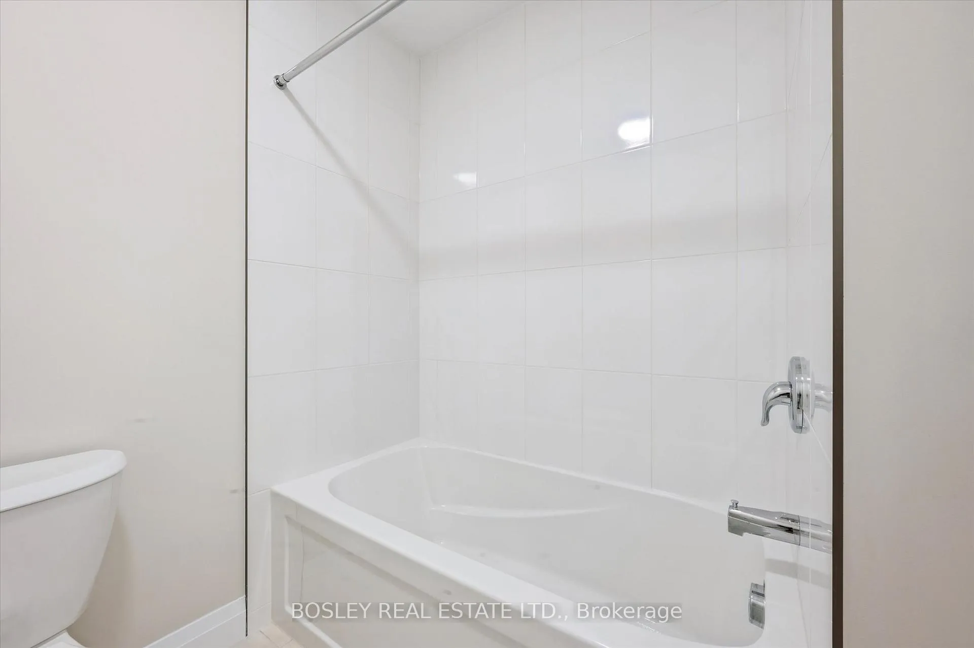 Photo 21 of 127 Catherine Street, Wilmot, New Hamburg — HOMEH