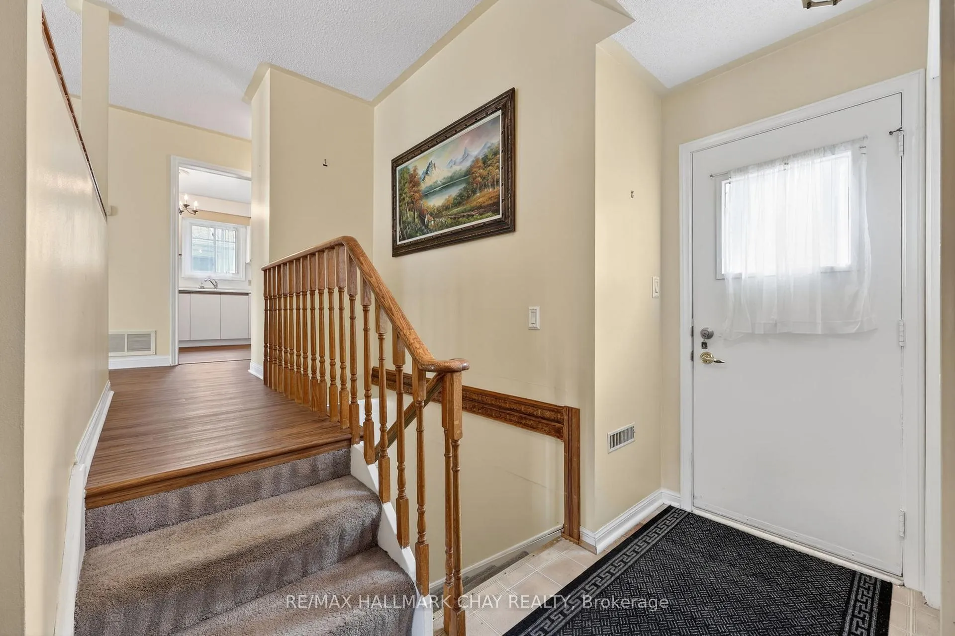Photo 28 of 13 Bronte Crescent, Barrie, Letitia Heights — HOMEH