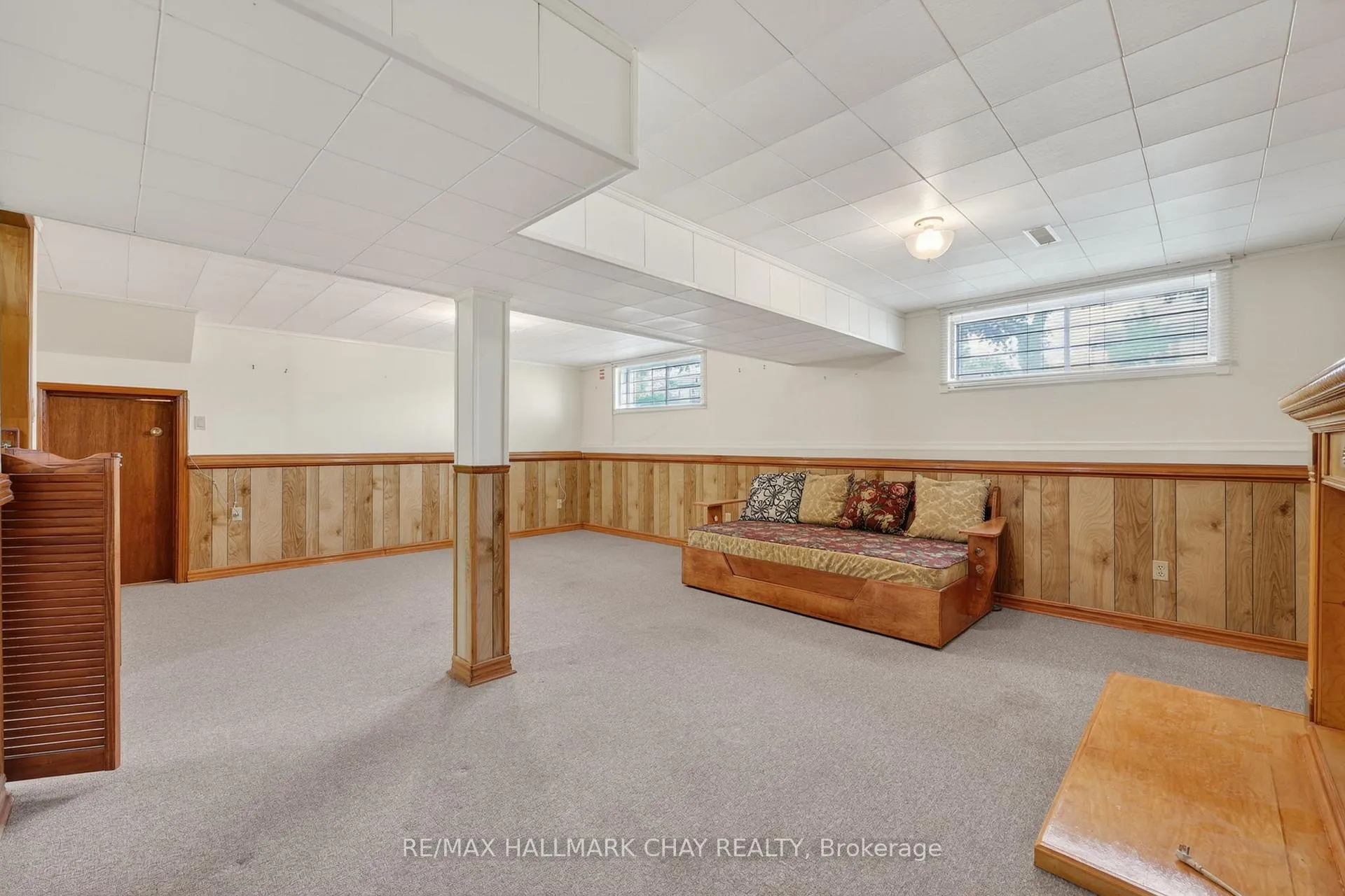 Photo 30 of 13 Bronte Crescent, Barrie, Letitia Heights — HOMEH