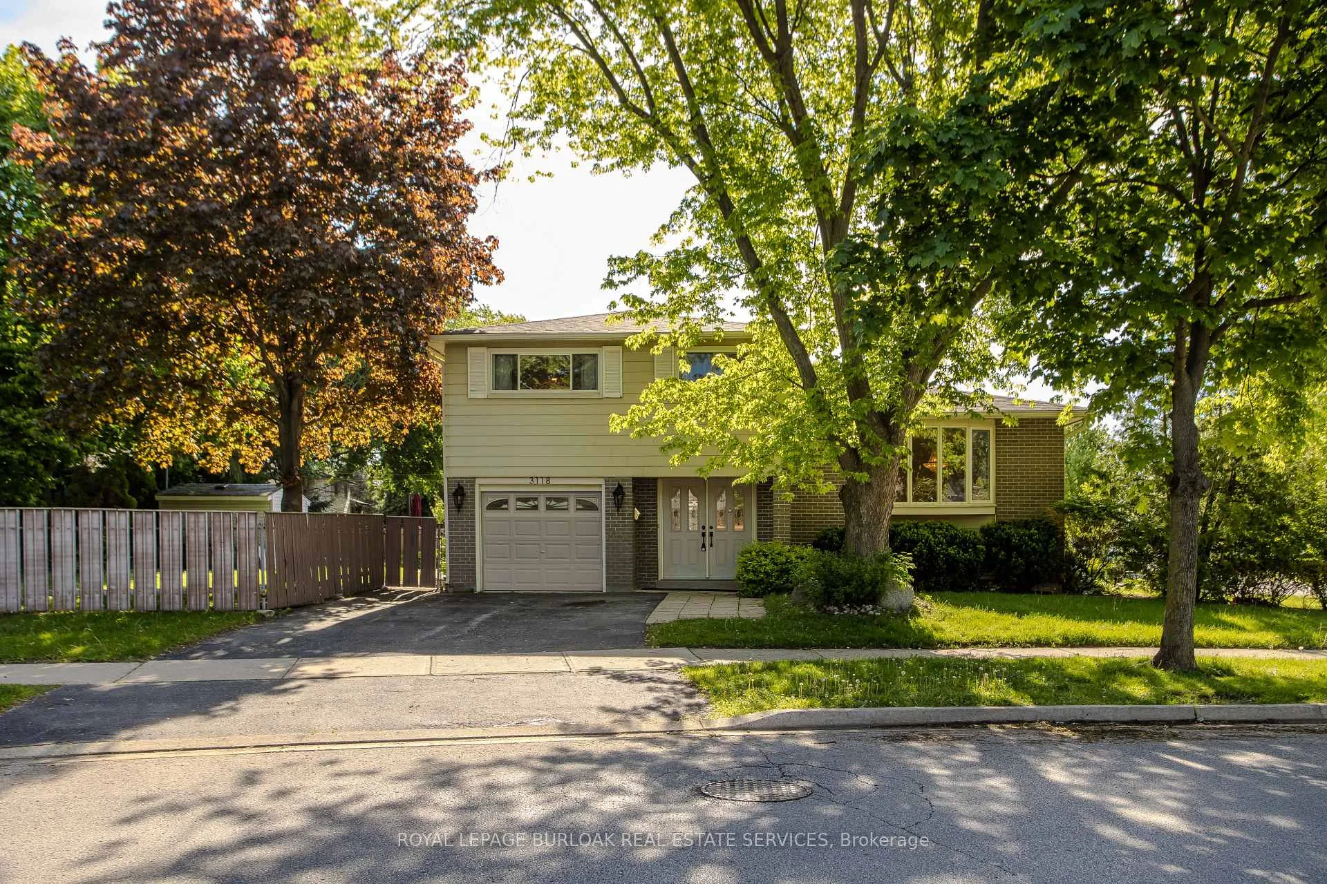 Photo 1 of 3118 Centennial Drive, Burlington, Palmer — HOMEH