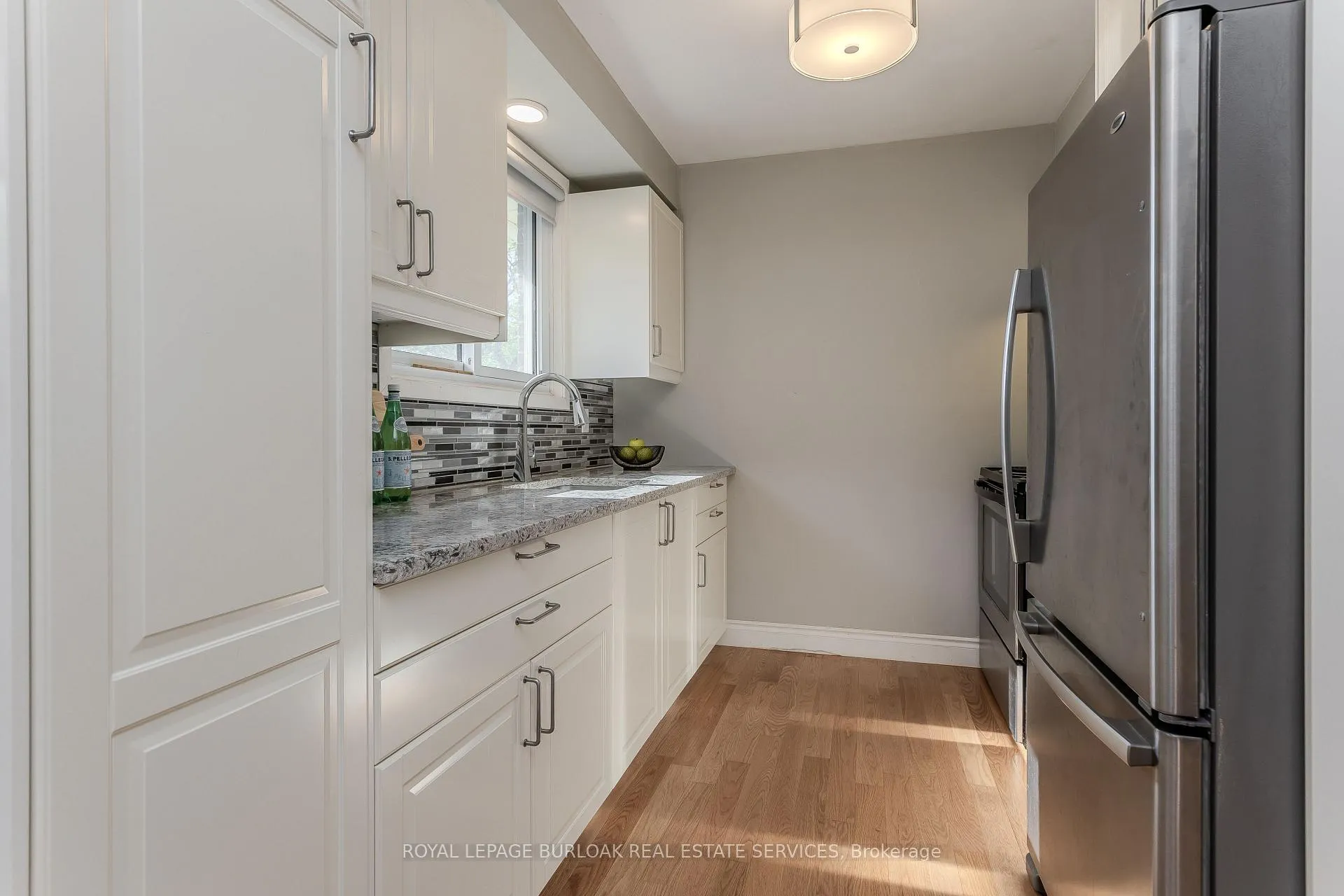 Photo 9 of 3118 Centennial Drive, Burlington, Palmer — HOMEH