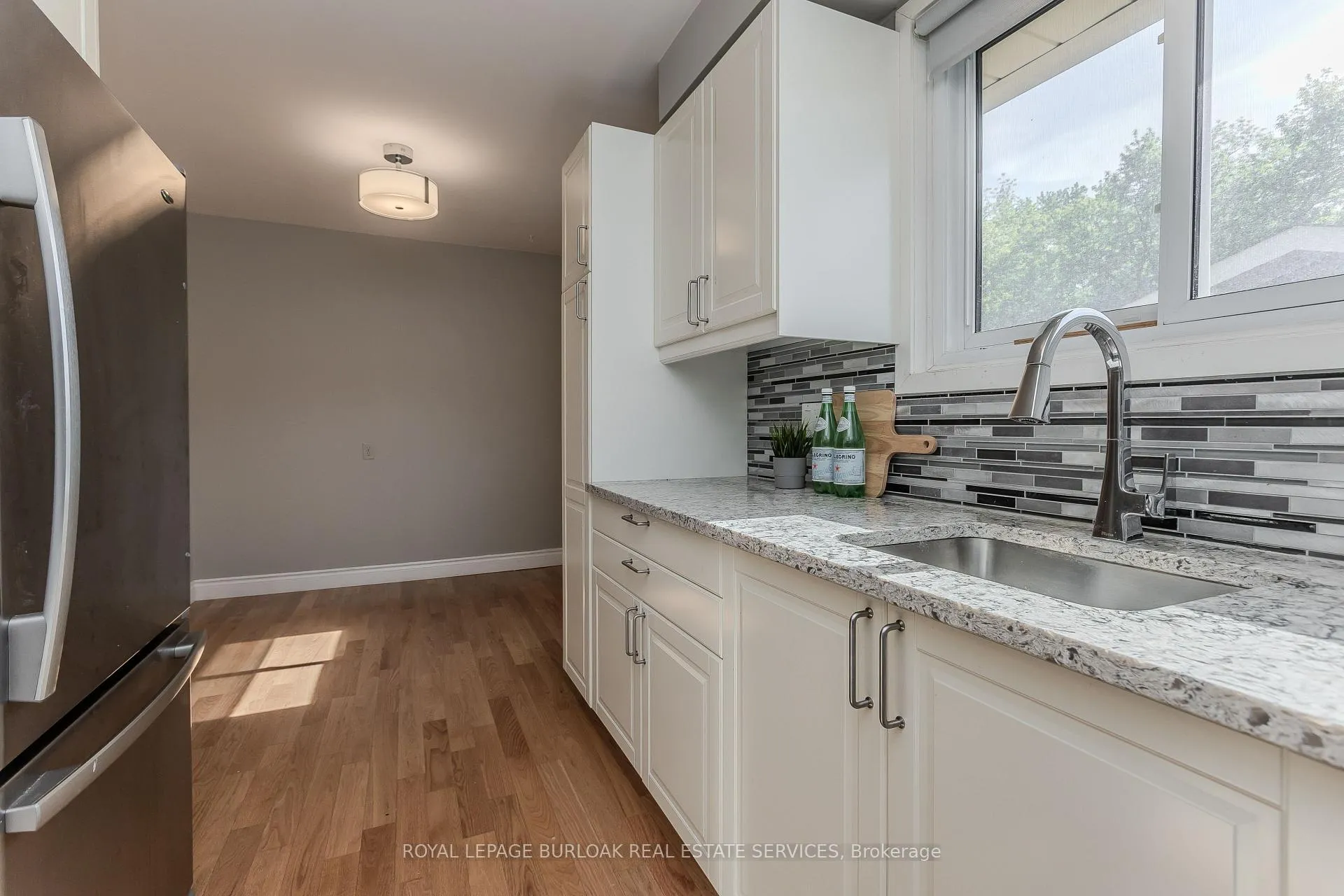 Photo 11 of 3118 Centennial Drive, Burlington, Palmer — HOMEH