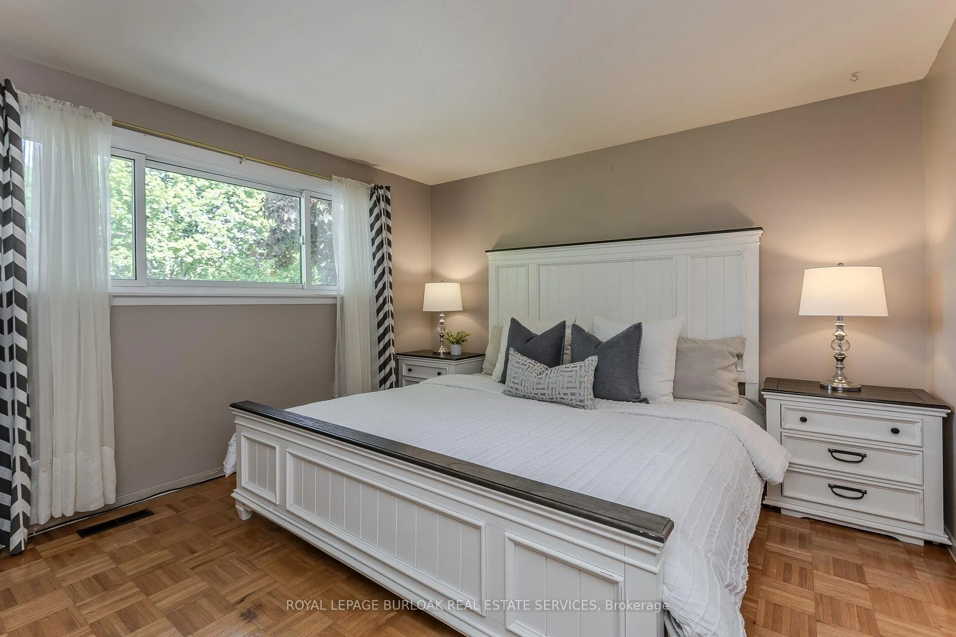 Photo 13 of 3118 Centennial Drive, Burlington, Palmer — HOMEH
