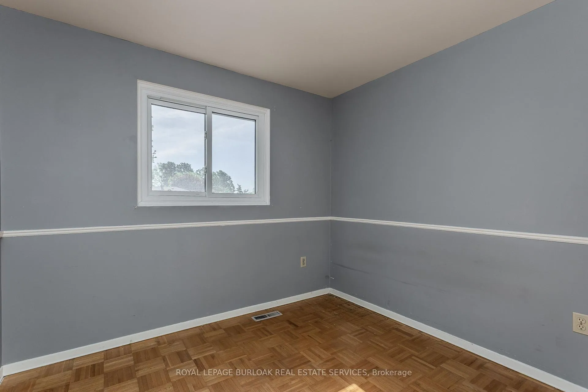Photo 18 of 3118 Centennial Drive, Burlington, Palmer — HOMEH