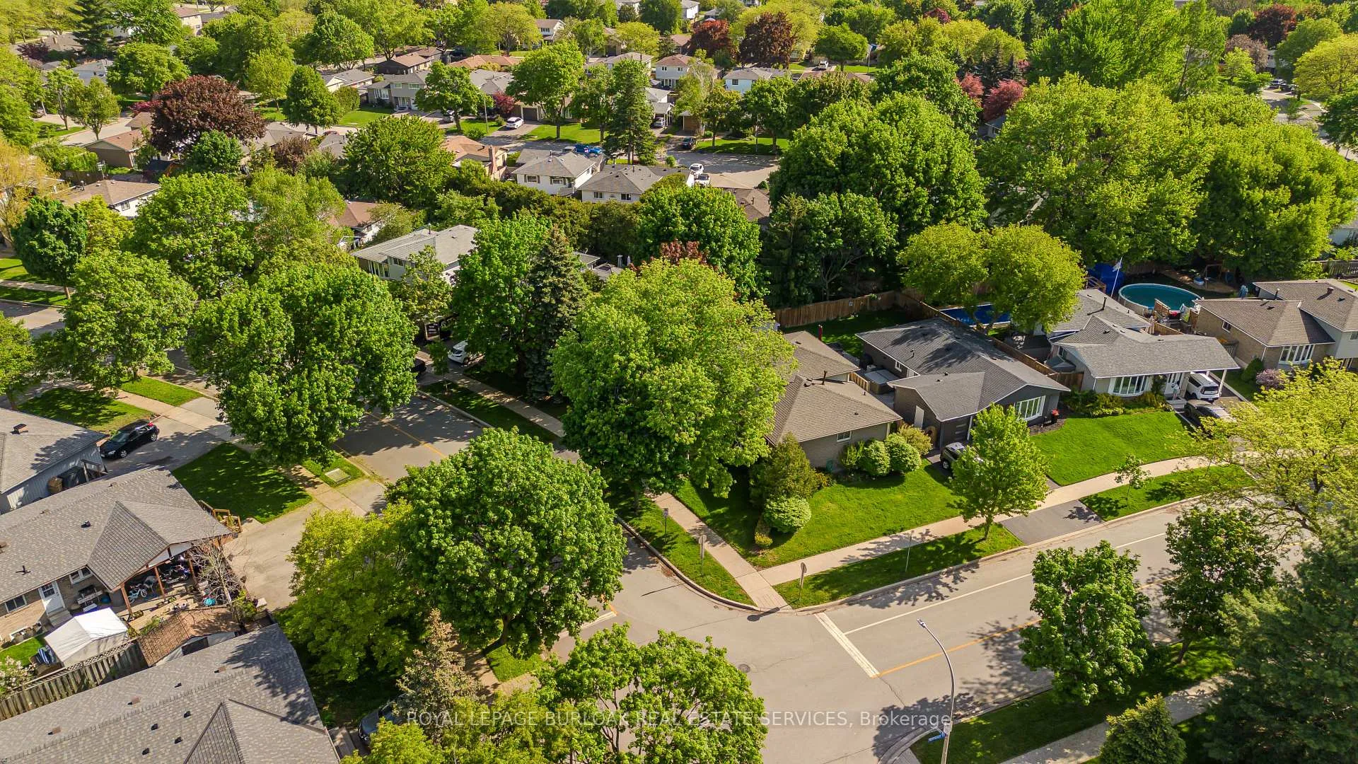 Photo 37 of 3118 Centennial Drive, Burlington, Palmer — HOMEH