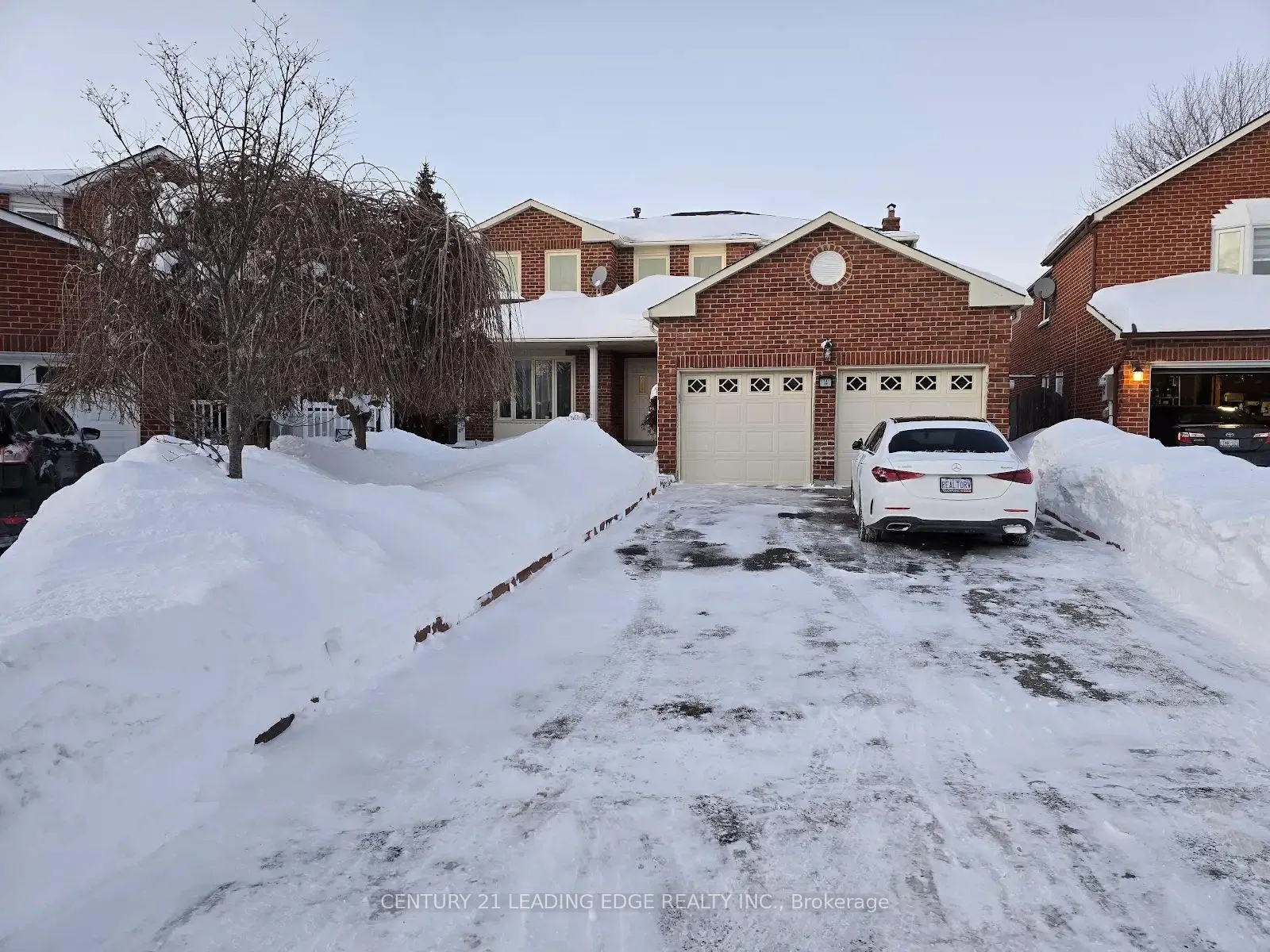 Front of 14 Porthclair Court