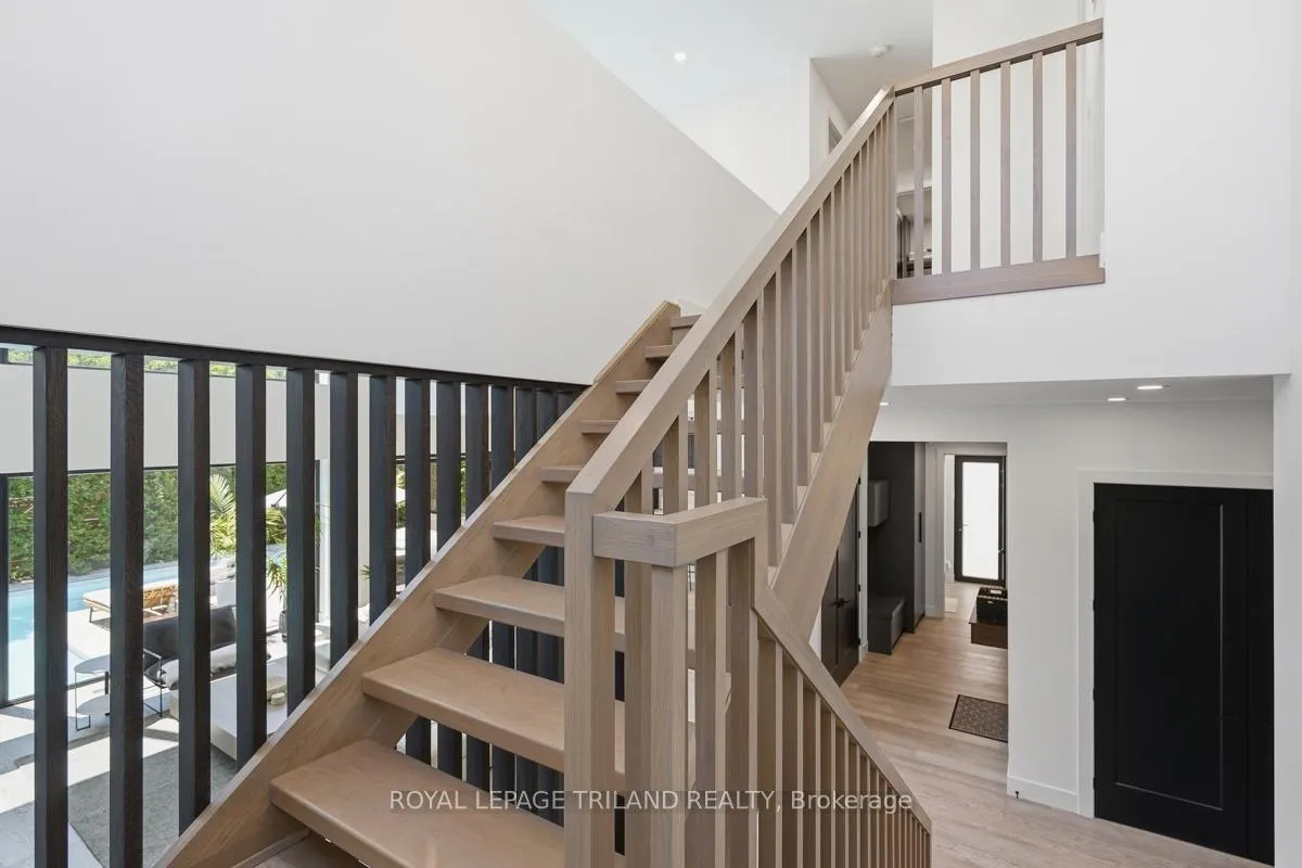 Photo 19 of Unit 6, 1452 Byron Baseline Road, London, South K — HOMEH