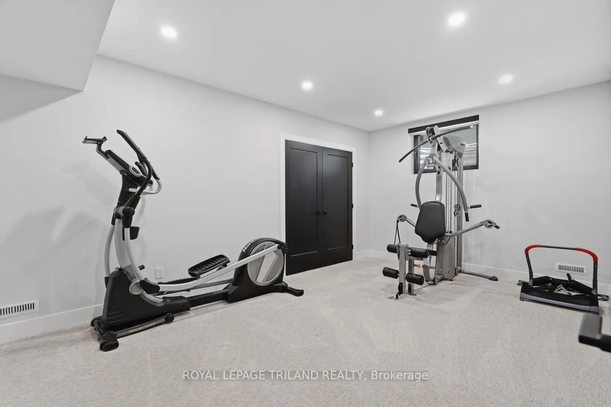 Photo 31 of Unit 6, 1452 Byron Baseline Road, London, South K — HOMEH