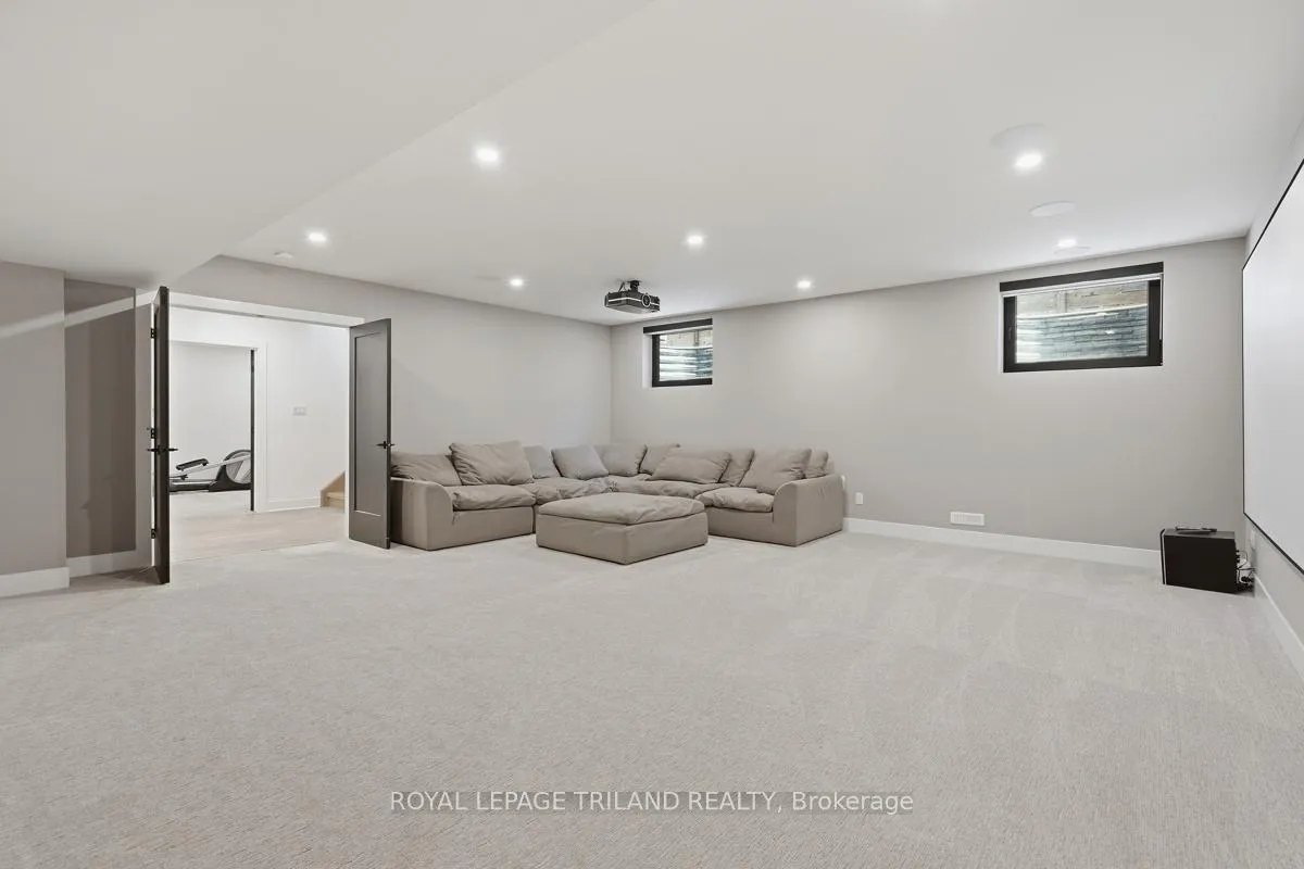 Photo 32 of Unit 6, 1452 Byron Baseline Road, London, South K — HOMEH