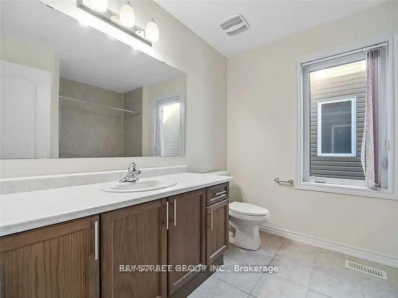 Photo 13 of 2452 Steeplechase Street, Oshawa, Windfields — HOMEH