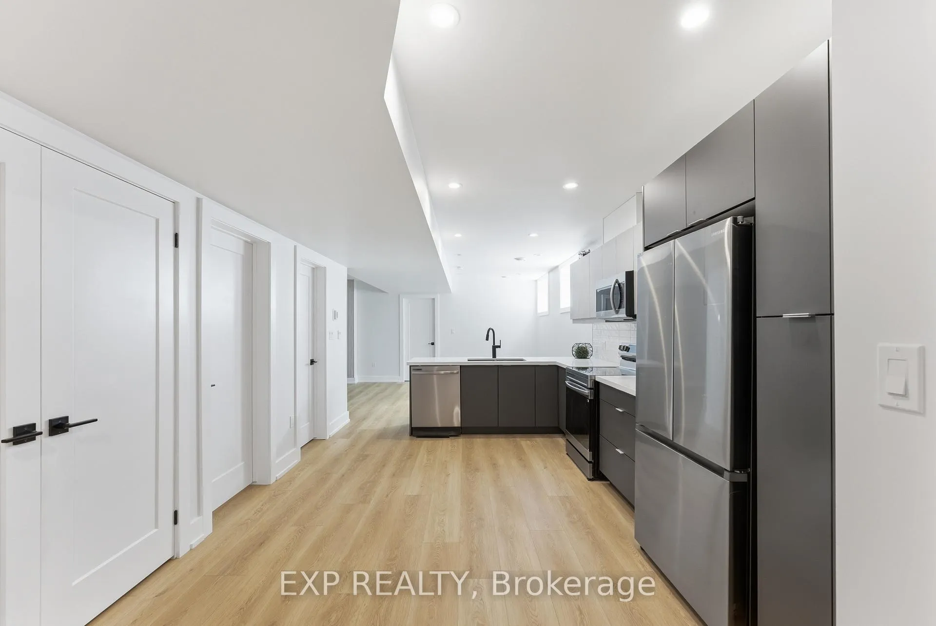 Photo 5 of Unit LOWER, 3603 Gunning Drive, Niagara Falls, Chippawa — HOMEH