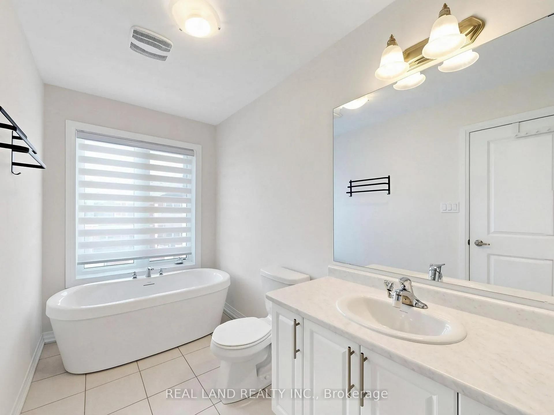 Photo 25 of 24 Sissons Way, Markham, Cedar Grove — HOMEH