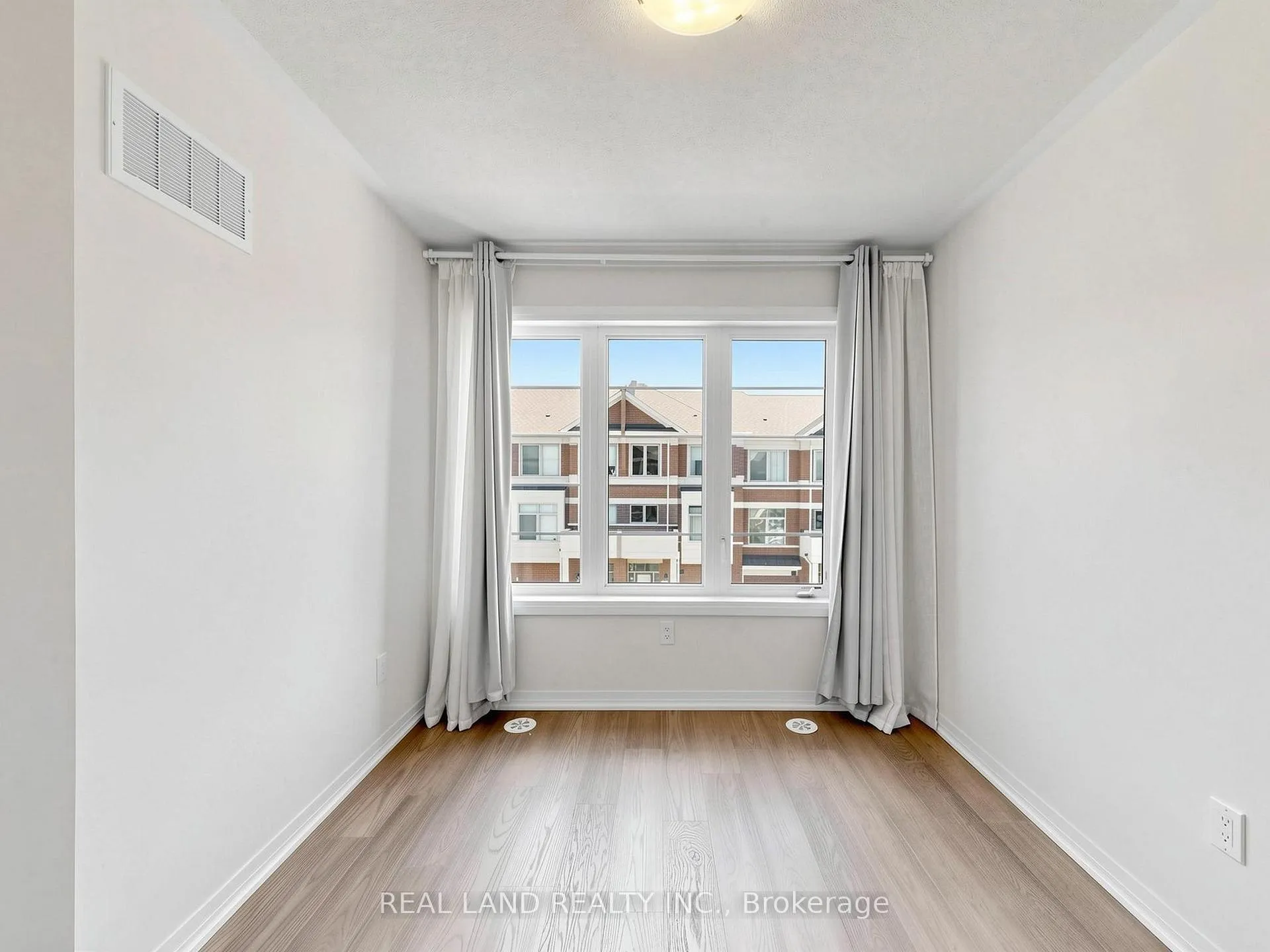 Photo 28 of 24 Sissons Way, Markham, Cedar Grove — HOMEH