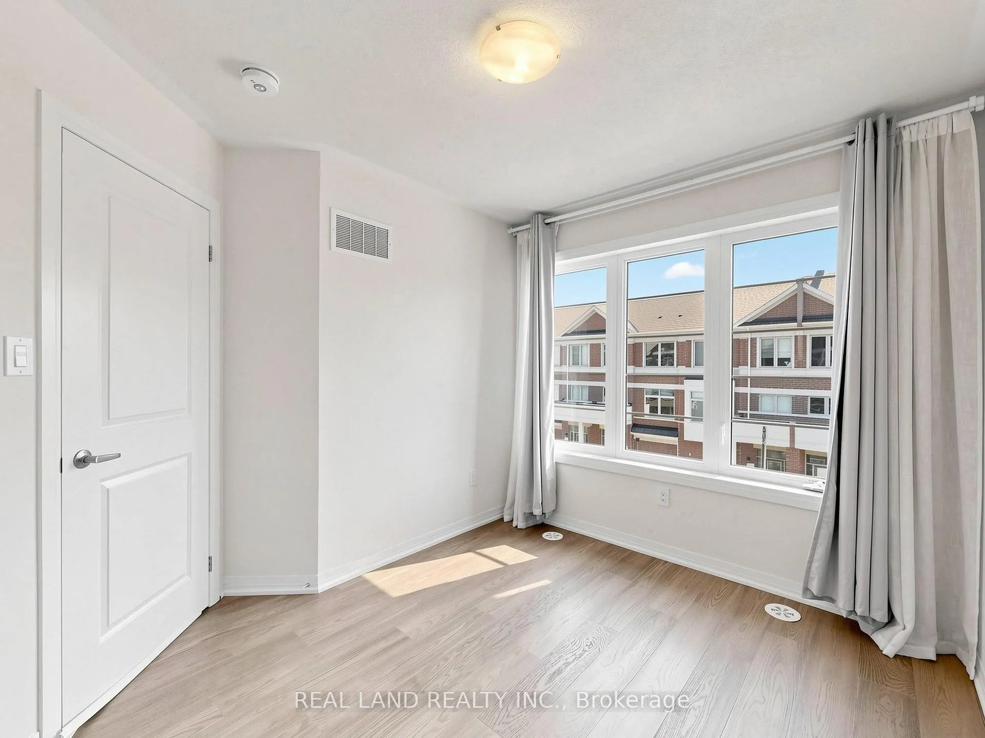 Photo 29 of 24 Sissons Way, Markham, Cedar Grove — HOMEH