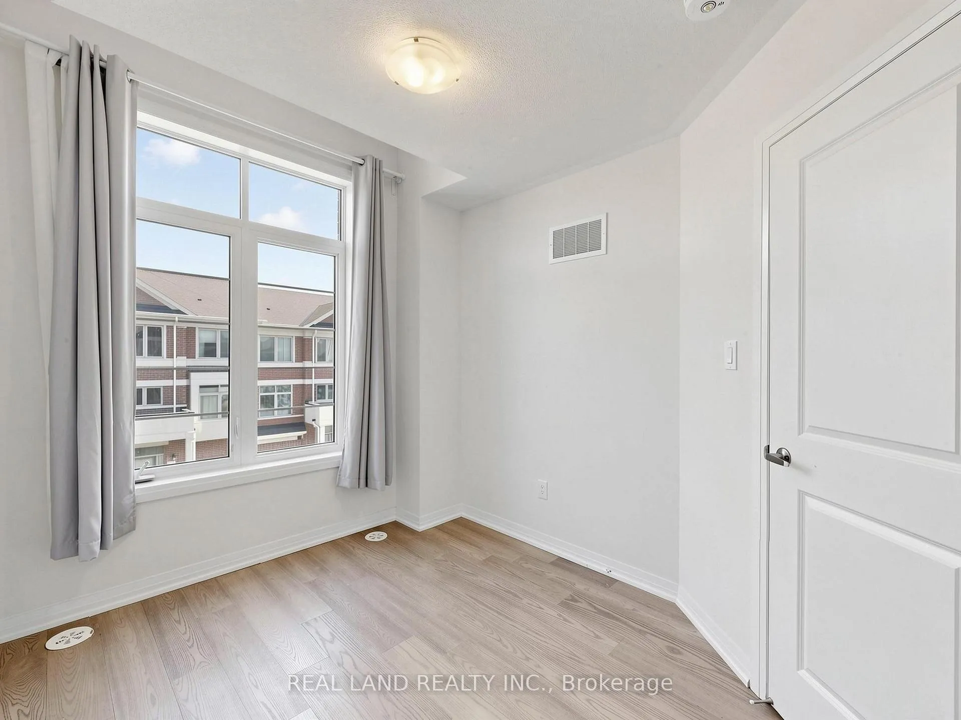 Photo 31 of 24 Sissons Way, Markham, Cedar Grove — HOMEH