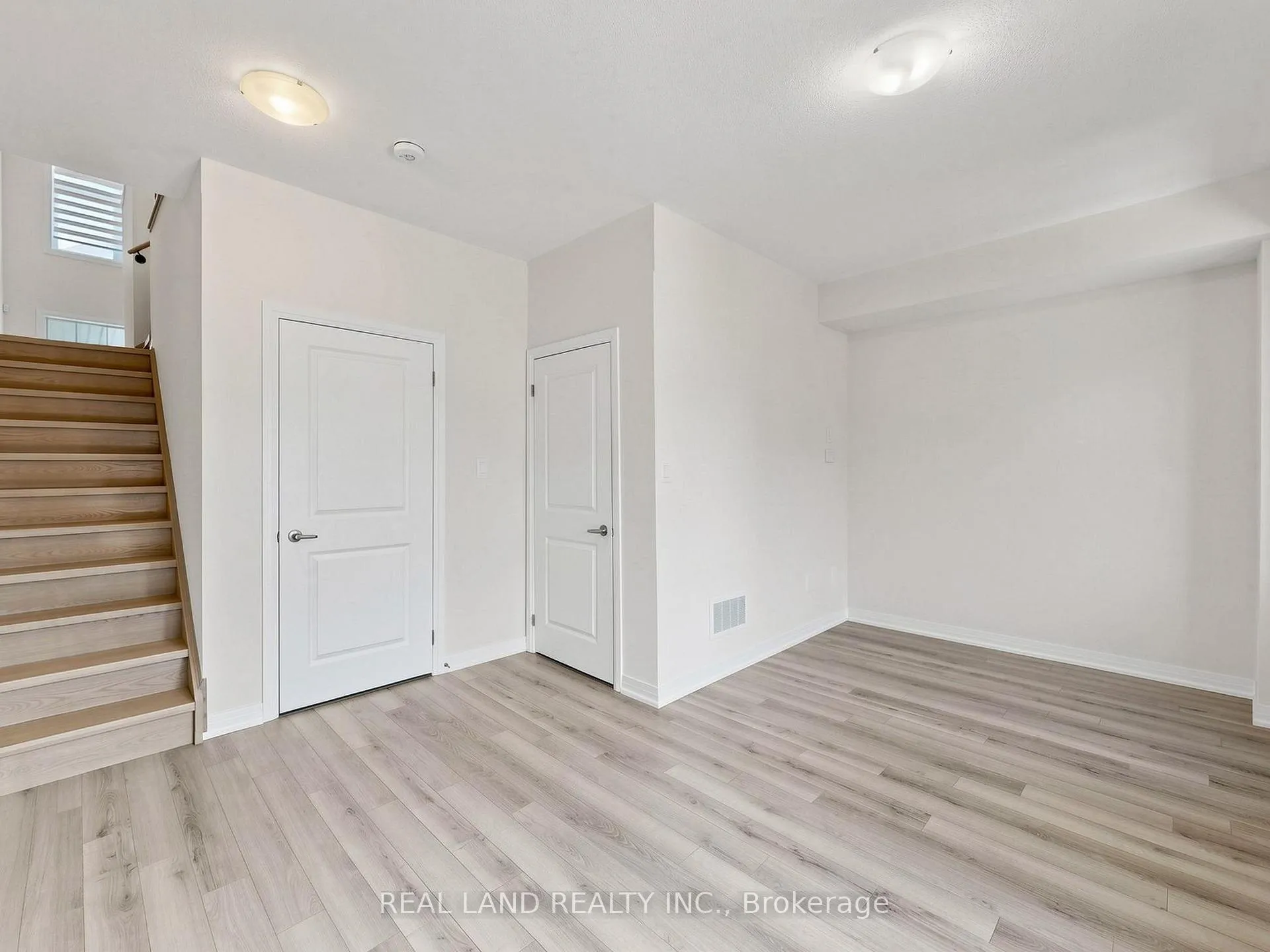 Photo 36 of 24 Sissons Way, Markham, Cedar Grove — HOMEH