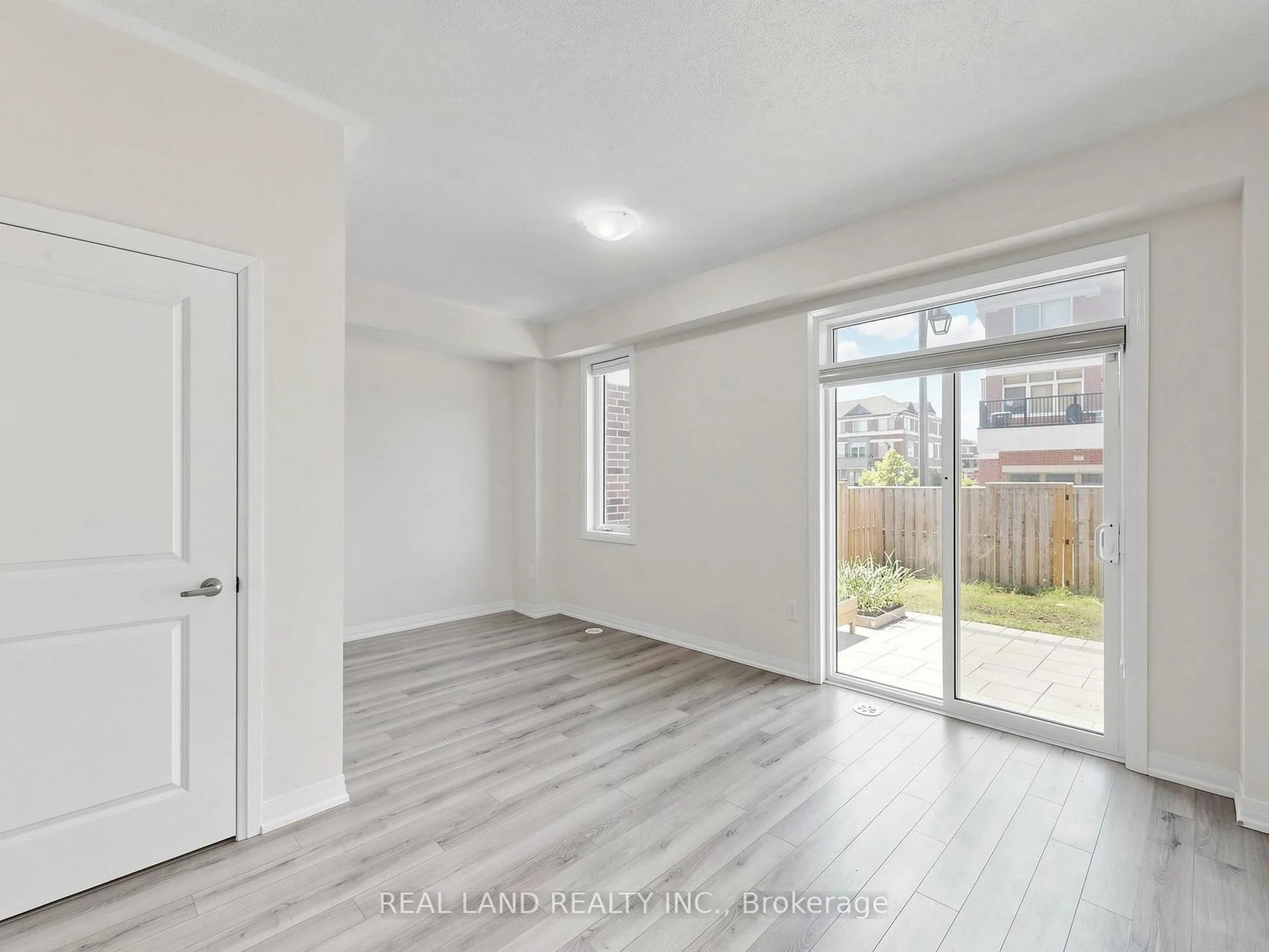 Photo 37 of 24 Sissons Way, Markham, Cedar Grove — HOMEH