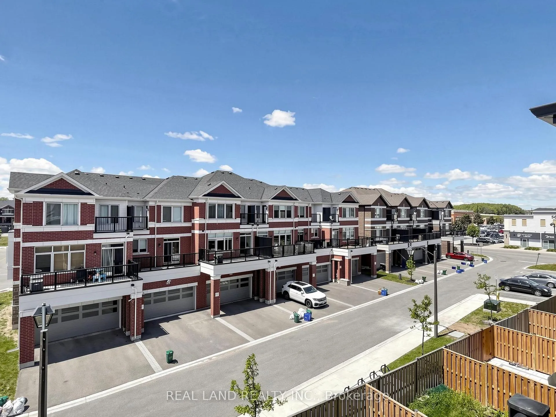 Photo 43 of 24 Sissons Way, Markham, Cedar Grove — HOMEH