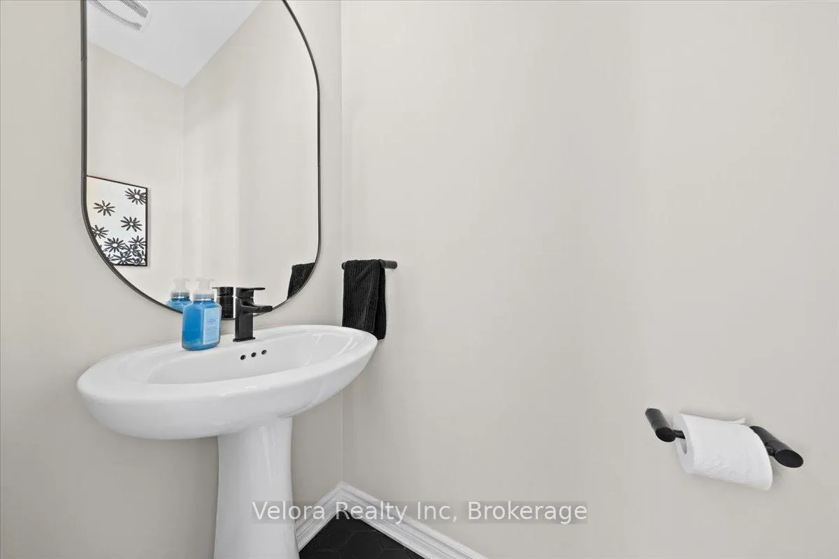 Photo 5 of 355 Crossway Terrace, Ottawa, Stittsville (North) — HOMEH