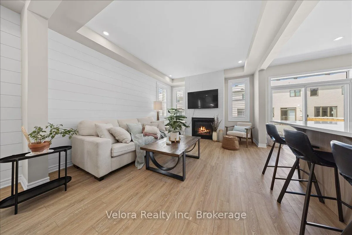 Photo 11 of 355 Crossway Terrace, Ottawa, Stittsville (North) — HOMEH