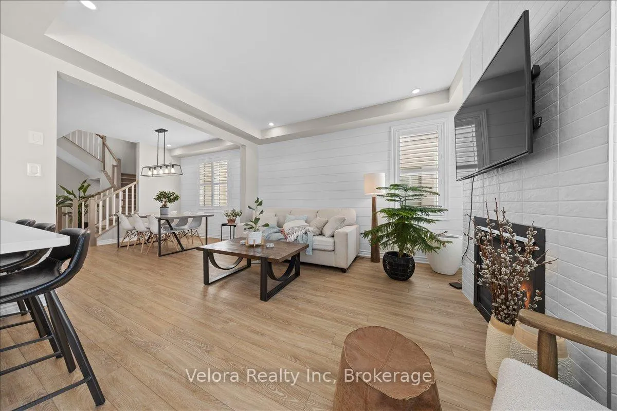 Photo 12 of 355 Crossway Terrace, Ottawa, Stittsville (North) — HOMEH