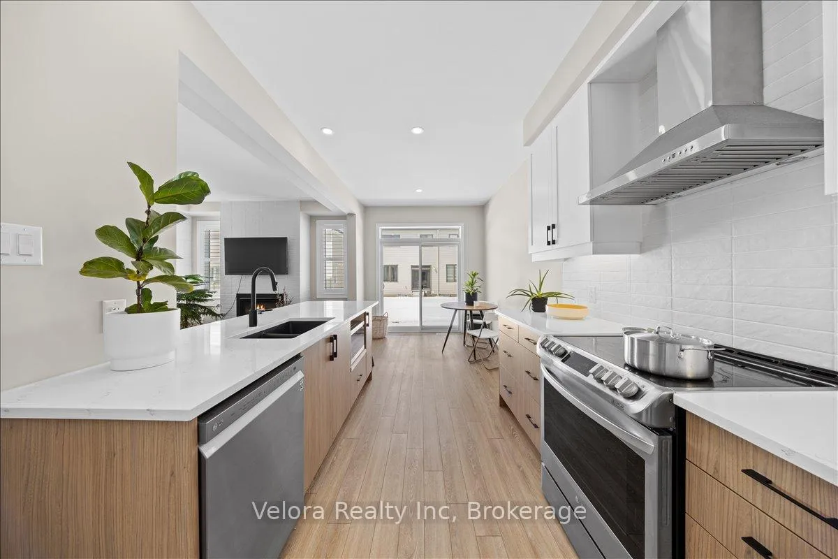 Photo 20 of 355 Crossway Terrace, Ottawa, Stittsville (North) — HOMEH