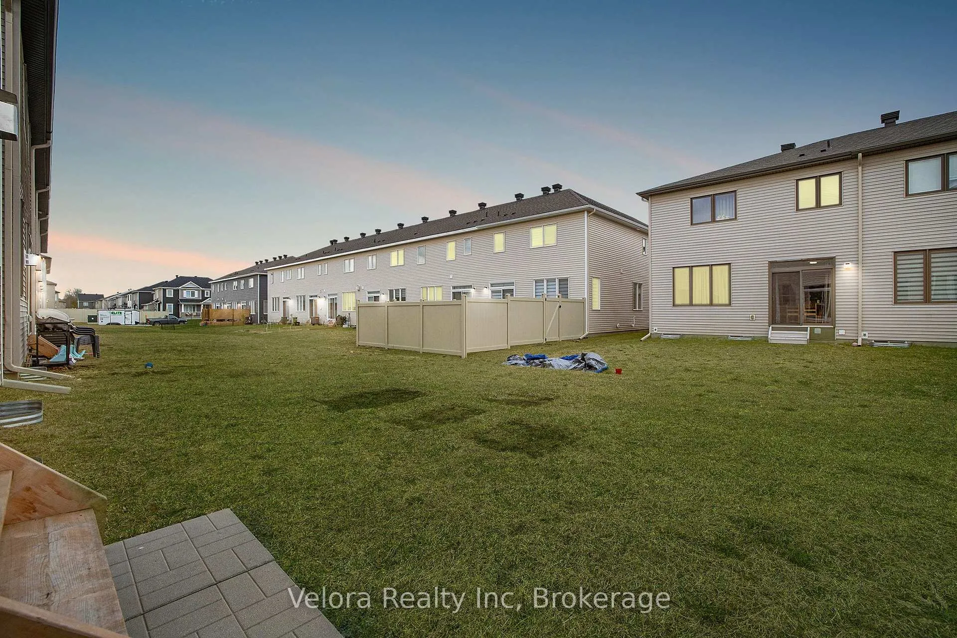 Photo 35 of 355 Crossway Terrace, Ottawa, Stittsville (North) — HOMEH