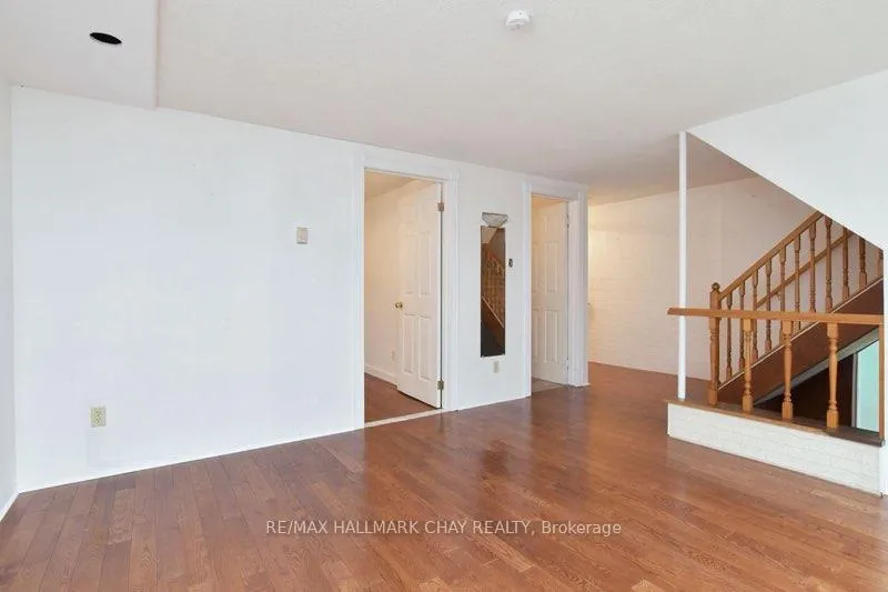 Photo 6 of Unit B, 18 Elm Street, New Tecumseth, Alliston — HOMEH