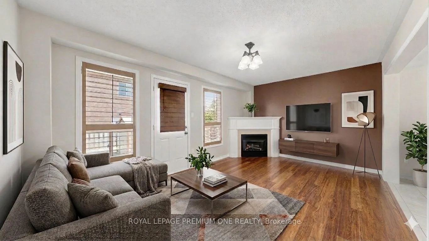 Photo 17 of 108 Argento Crescent, Vaughan, Vellore Village — HOMEH
