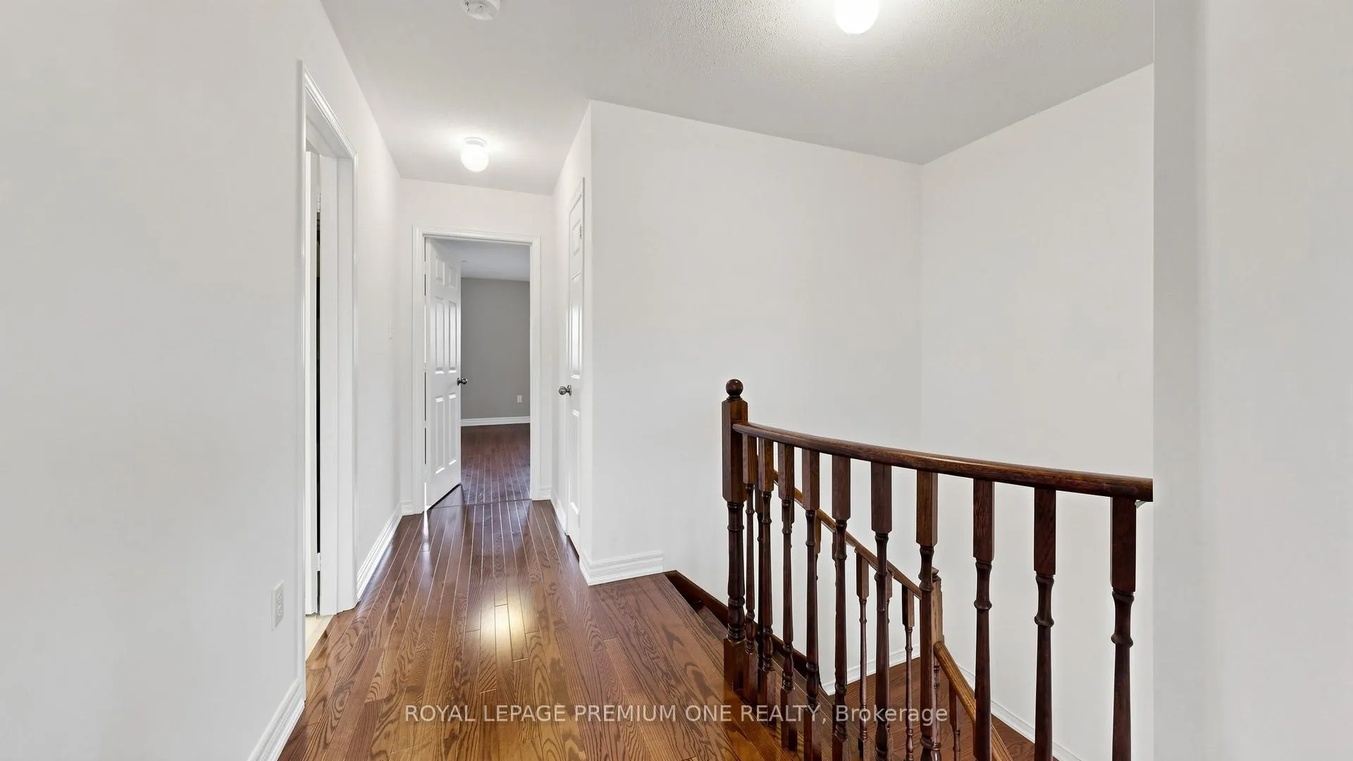 Photo 20 of 108 Argento Crescent, Vaughan, Vellore Village — HOMEH