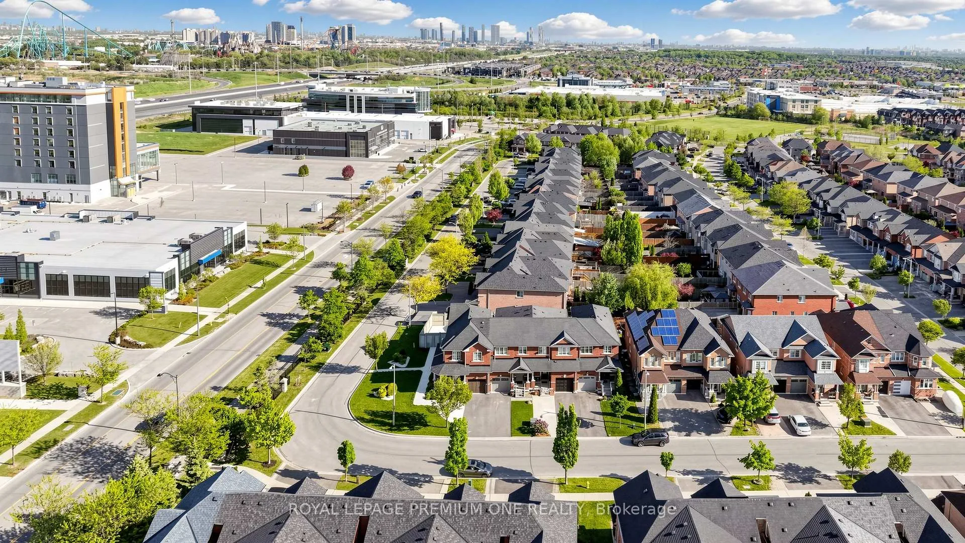 Photo 42 of 108 Argento Crescent, Vaughan, Vellore Village — HOMEH
