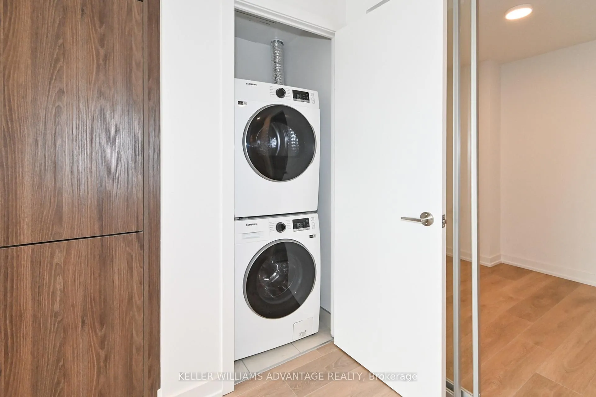 Photo 9 of Unit 520, 150 Logan Avenue, Toronto, South Riverdale — HOMEH