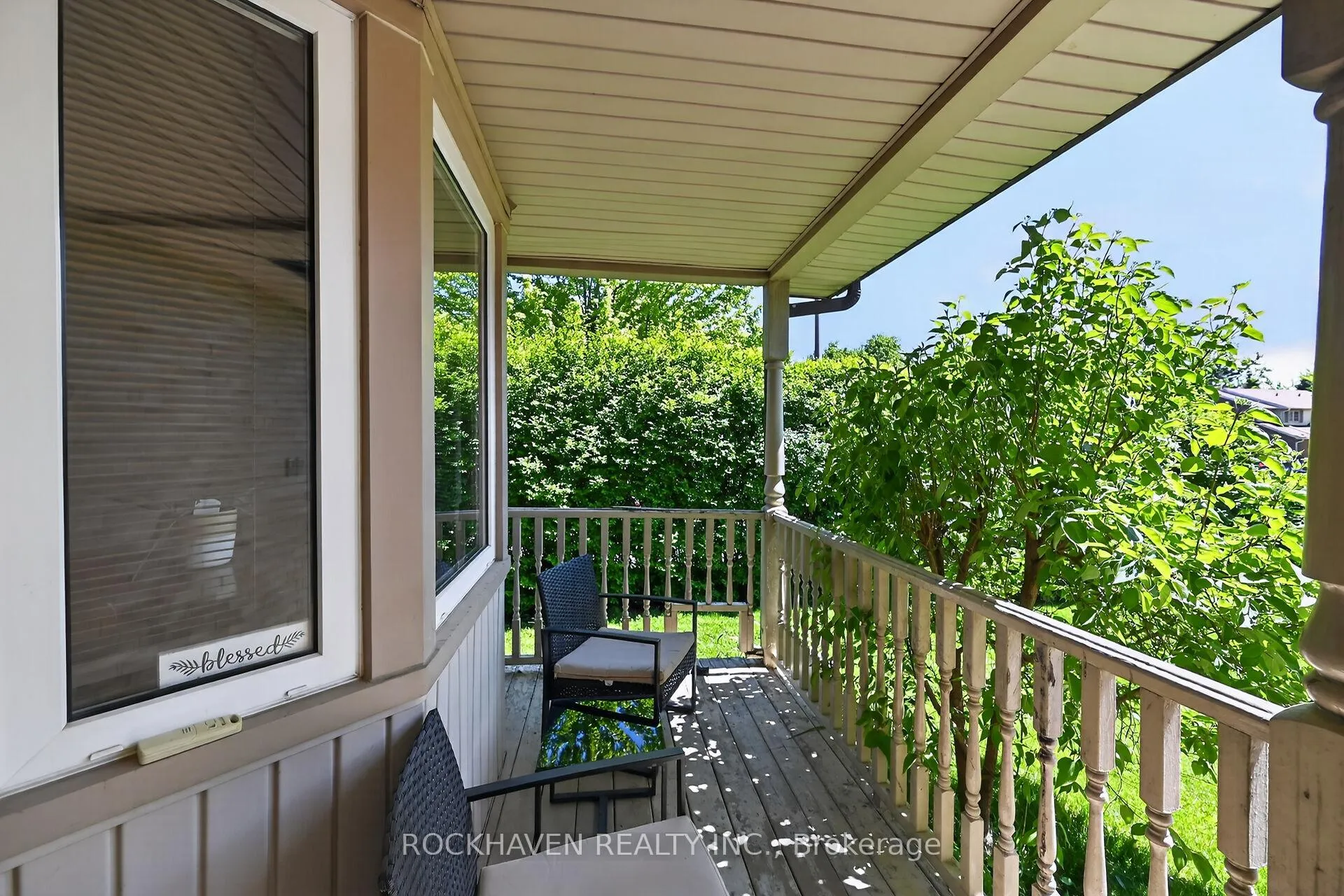 Photo 4 of 82 Braeheid Avenue, Hamilton, Waterdown — HOMEH