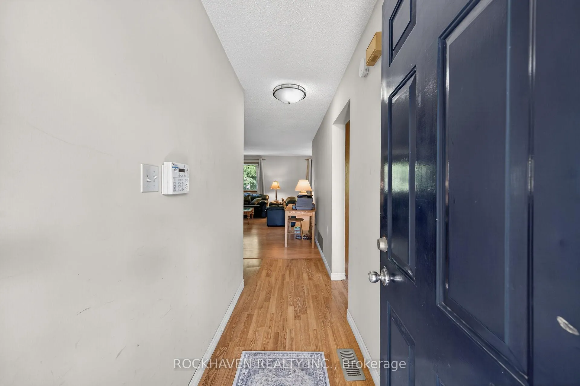 Photo 5 of 82 Braeheid Avenue, Hamilton, Waterdown — HOMEH