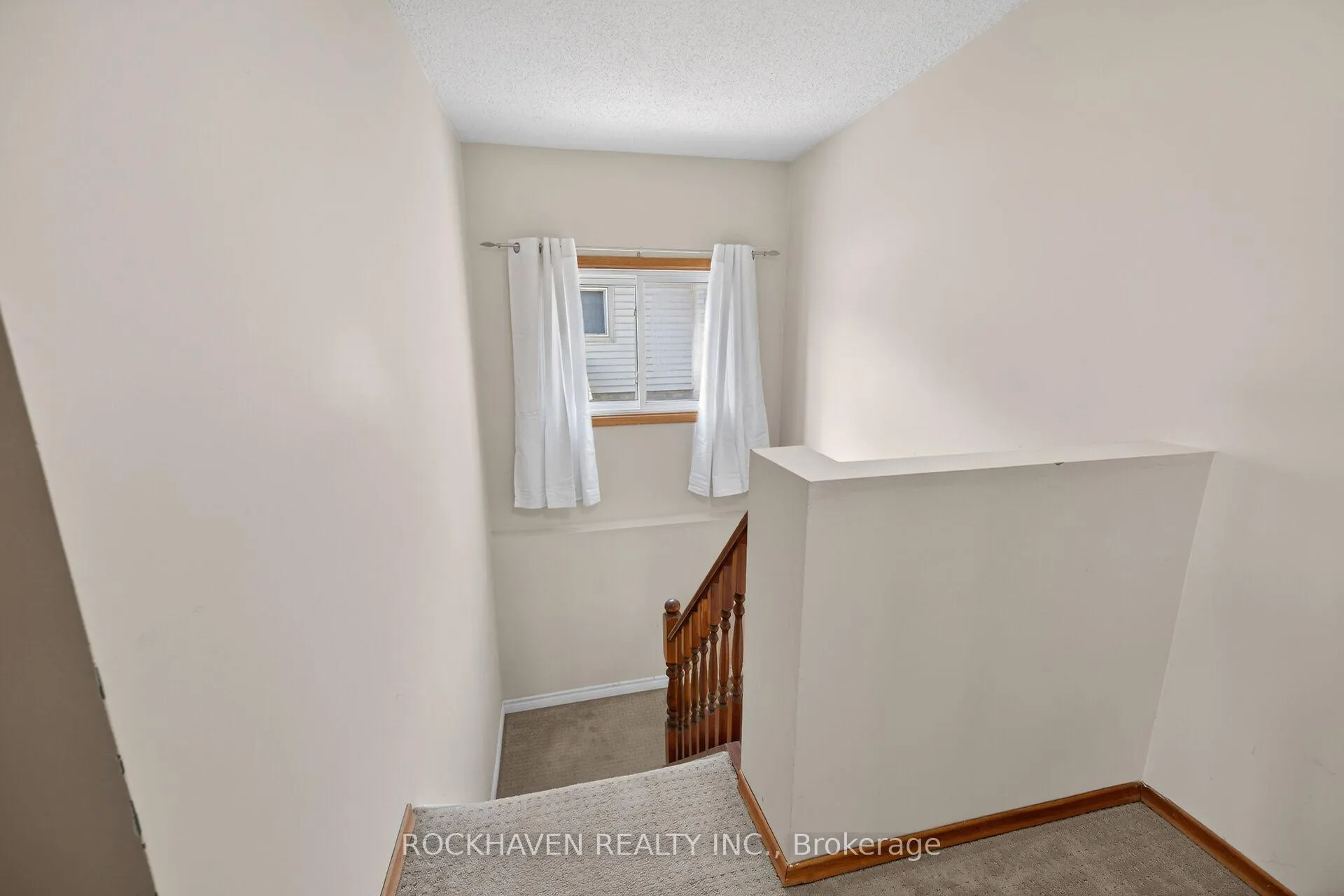Photo 34 of 82 Braeheid Avenue, Hamilton, Waterdown — HOMEH