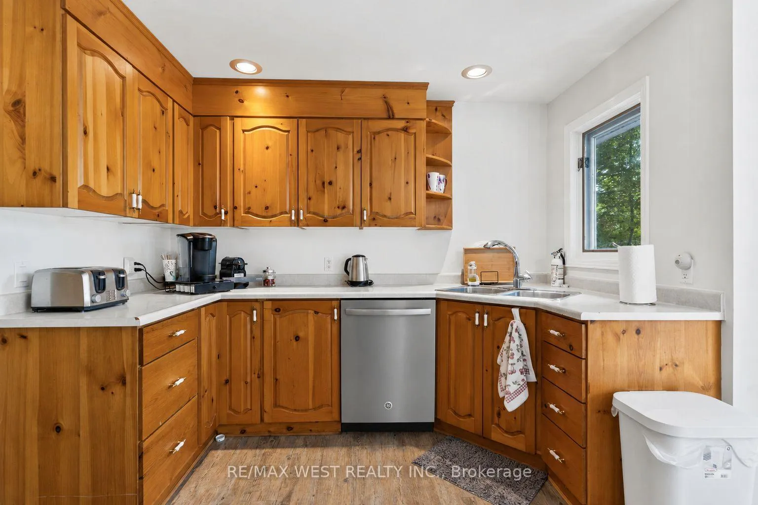 Photo 28 of 1187 Bob Beeney Trail, Minden Hills, Lutterworth — HOMEH
