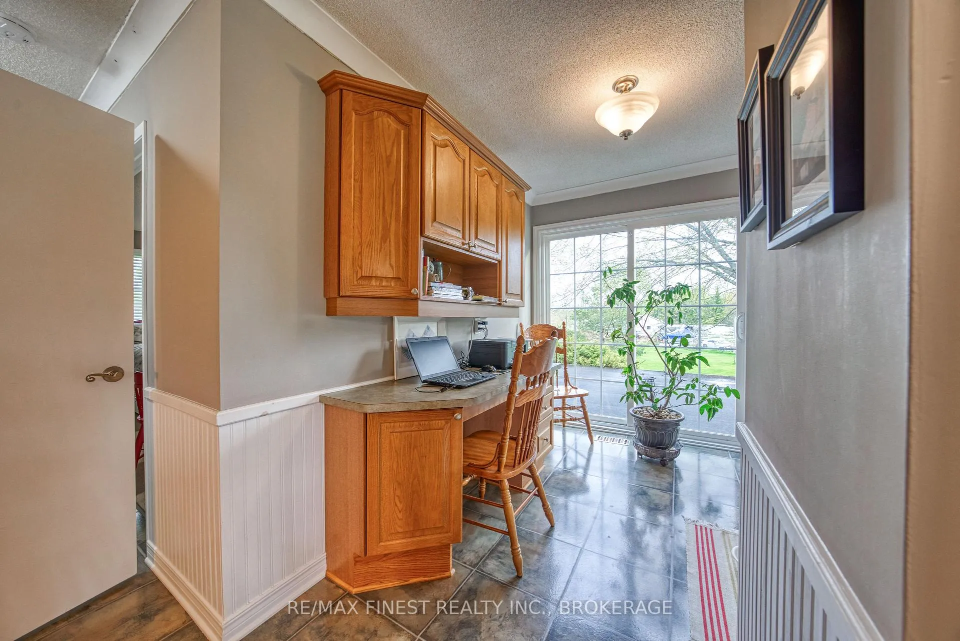 Photo 28 of 1861 Burbrook Road, Kingston, City North of 401 — HOMEH