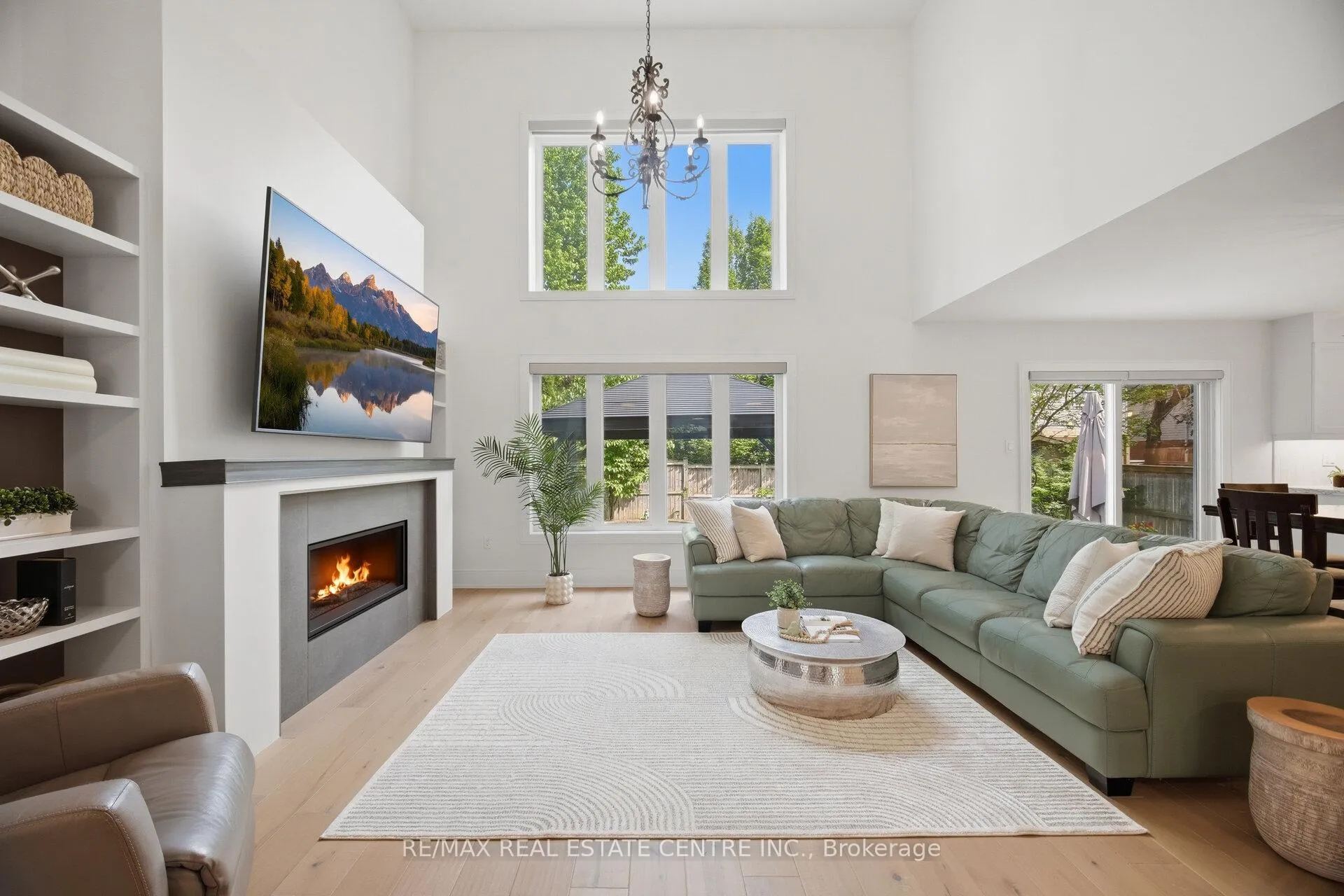 Photo 10 of 5388 Kindos Street, Burlington, Orchard — HOMEH