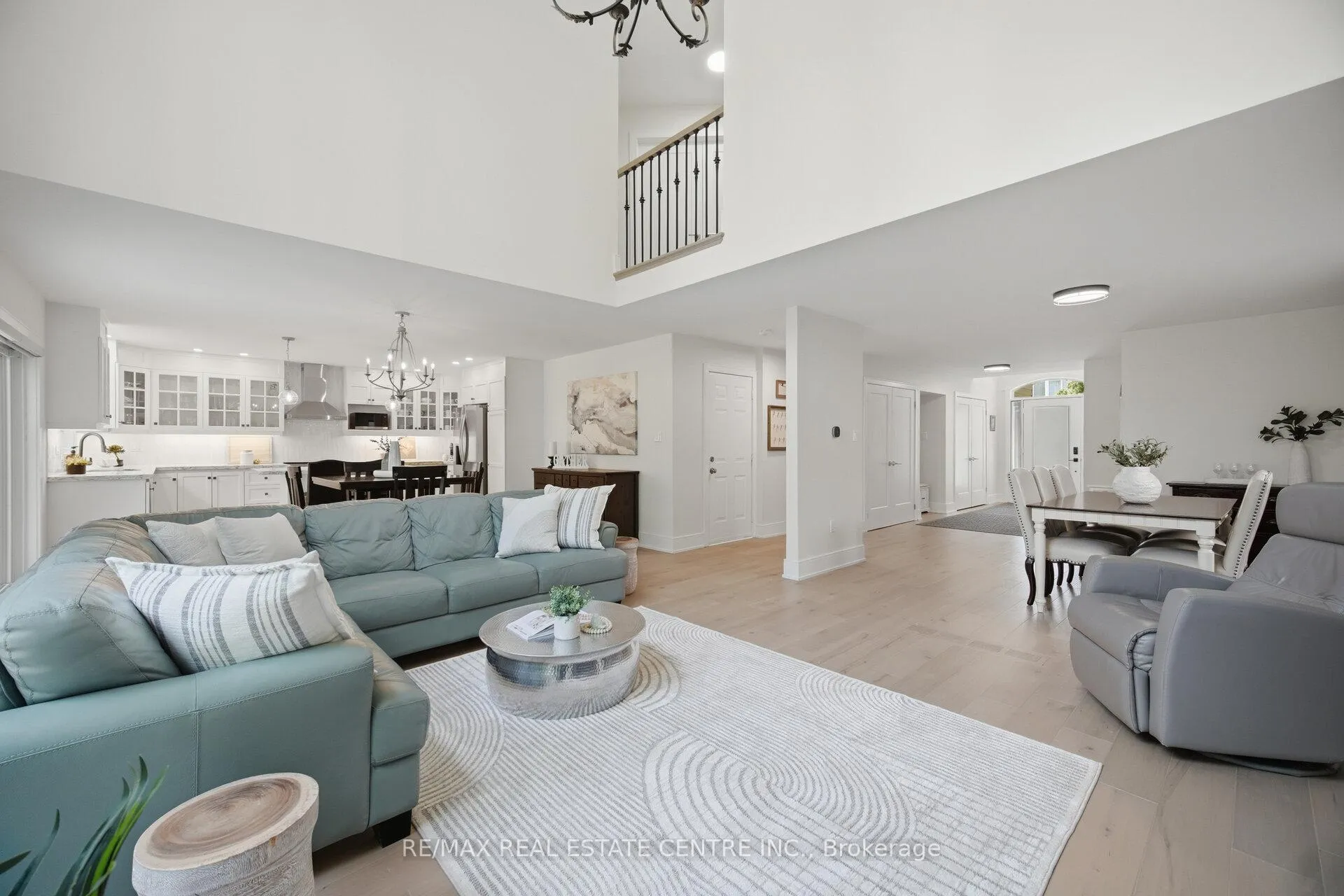 Photo 14 of 5388 Kindos Street, Burlington, Orchard — HOMEH