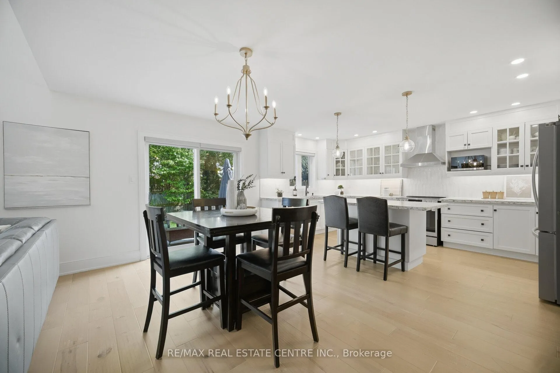 Photo 18 of 5388 Kindos Street, Burlington, Orchard — HOMEH