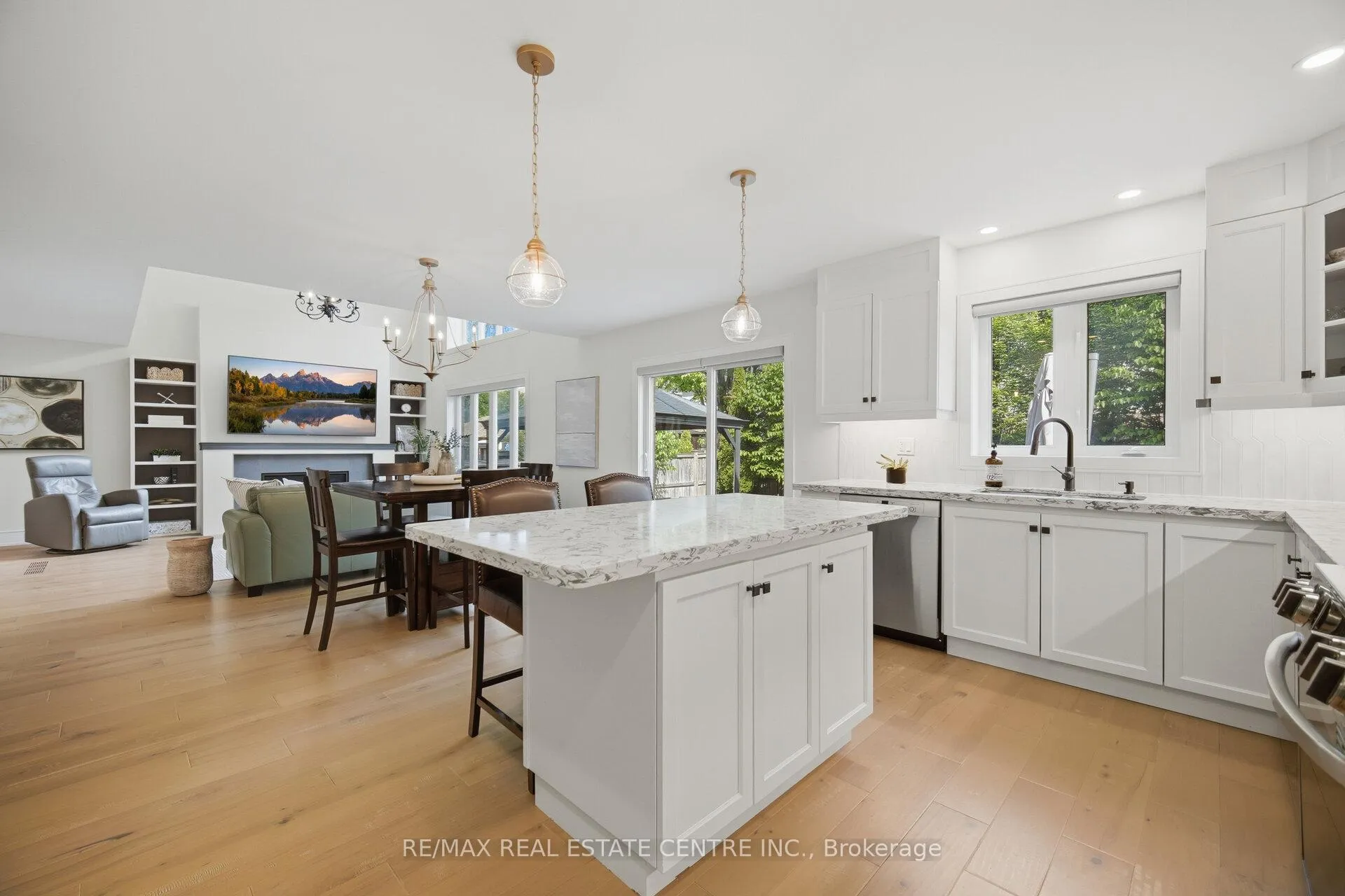 Photo 19 of 5388 Kindos Street, Burlington, Orchard — HOMEH